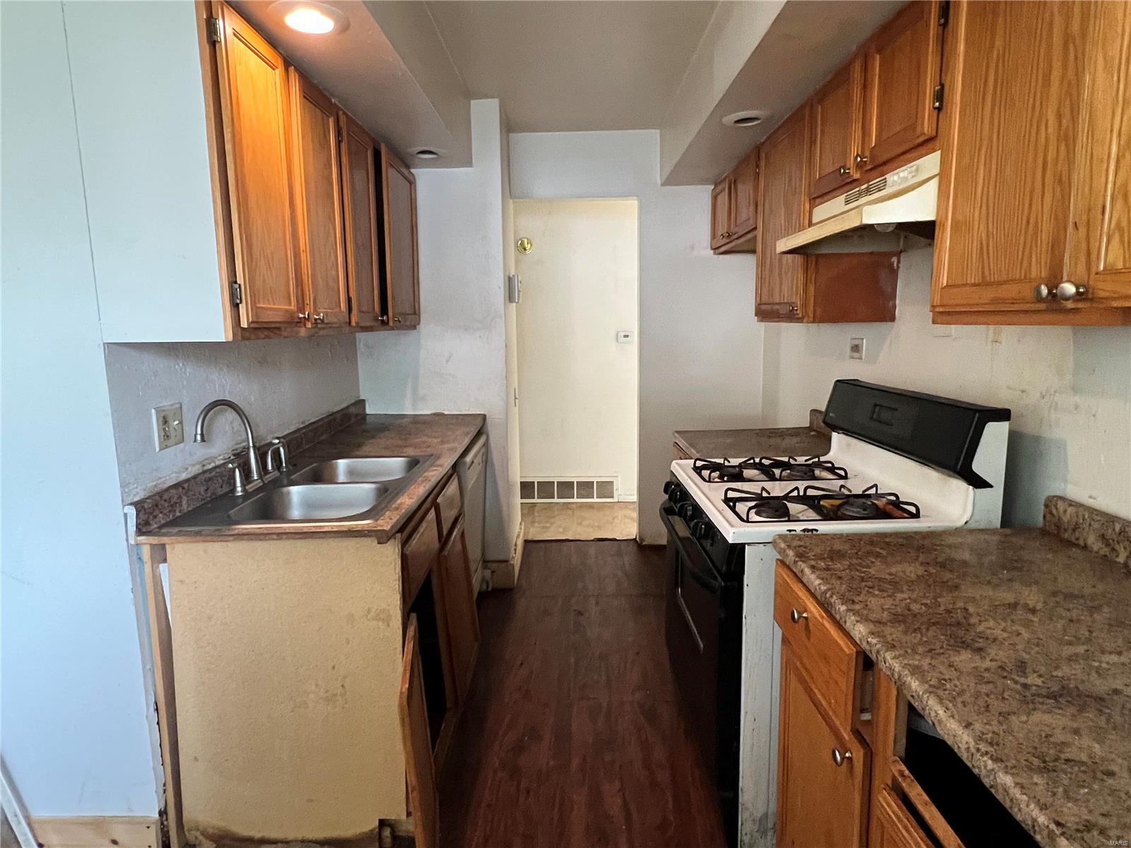 10126 Edgefield Drive