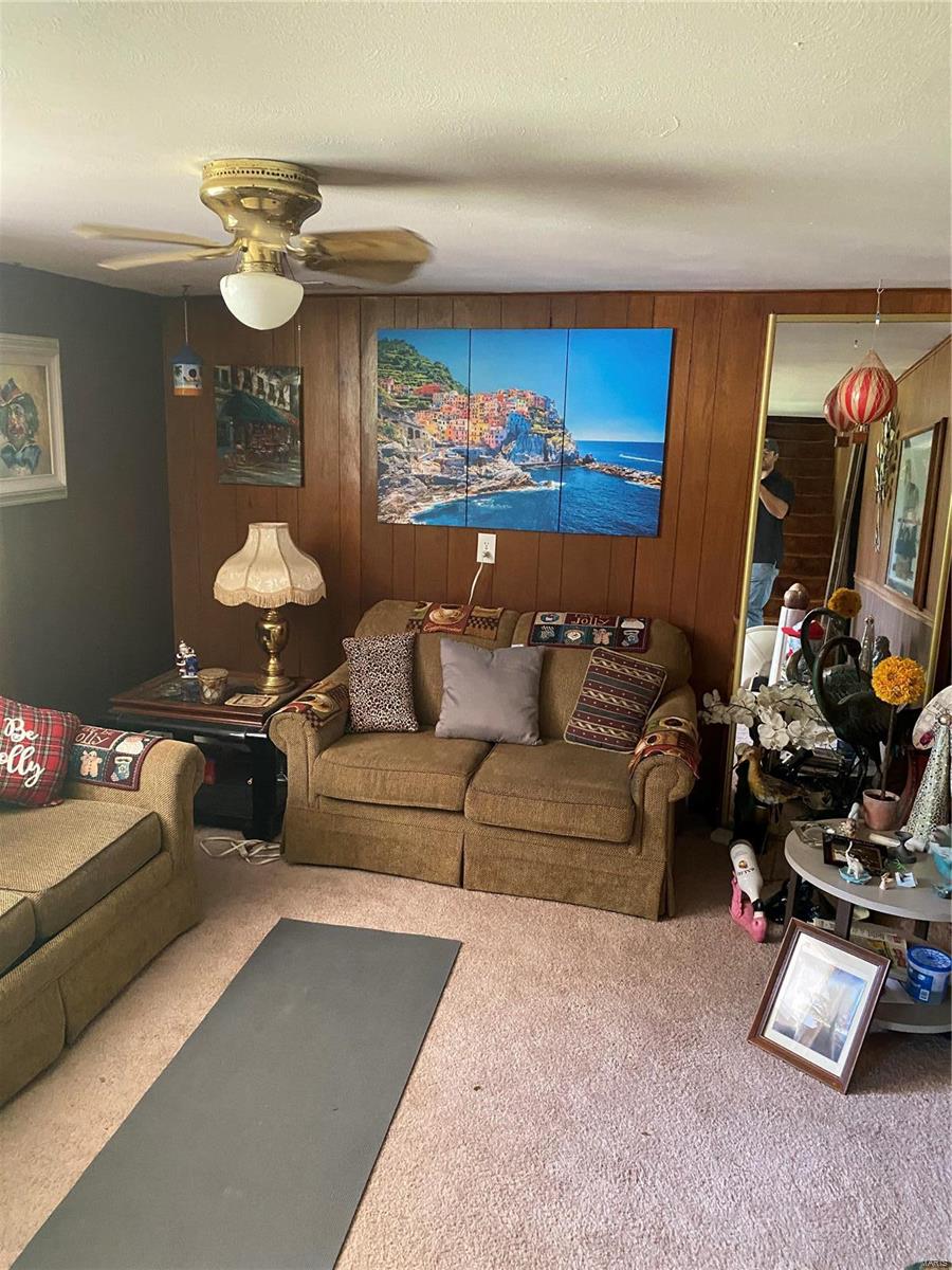 1208 N State Highway 47