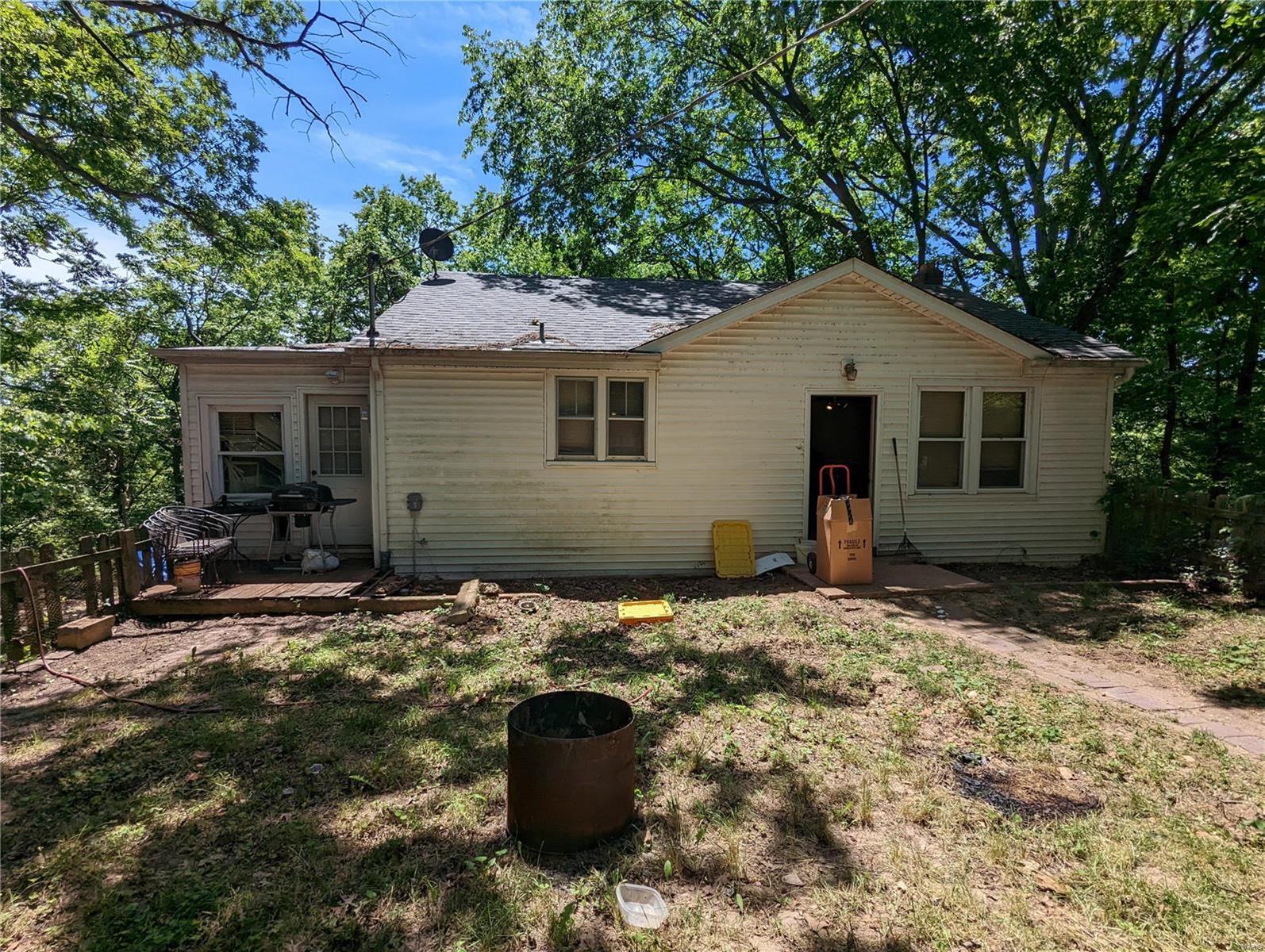 5745 Montebello Road