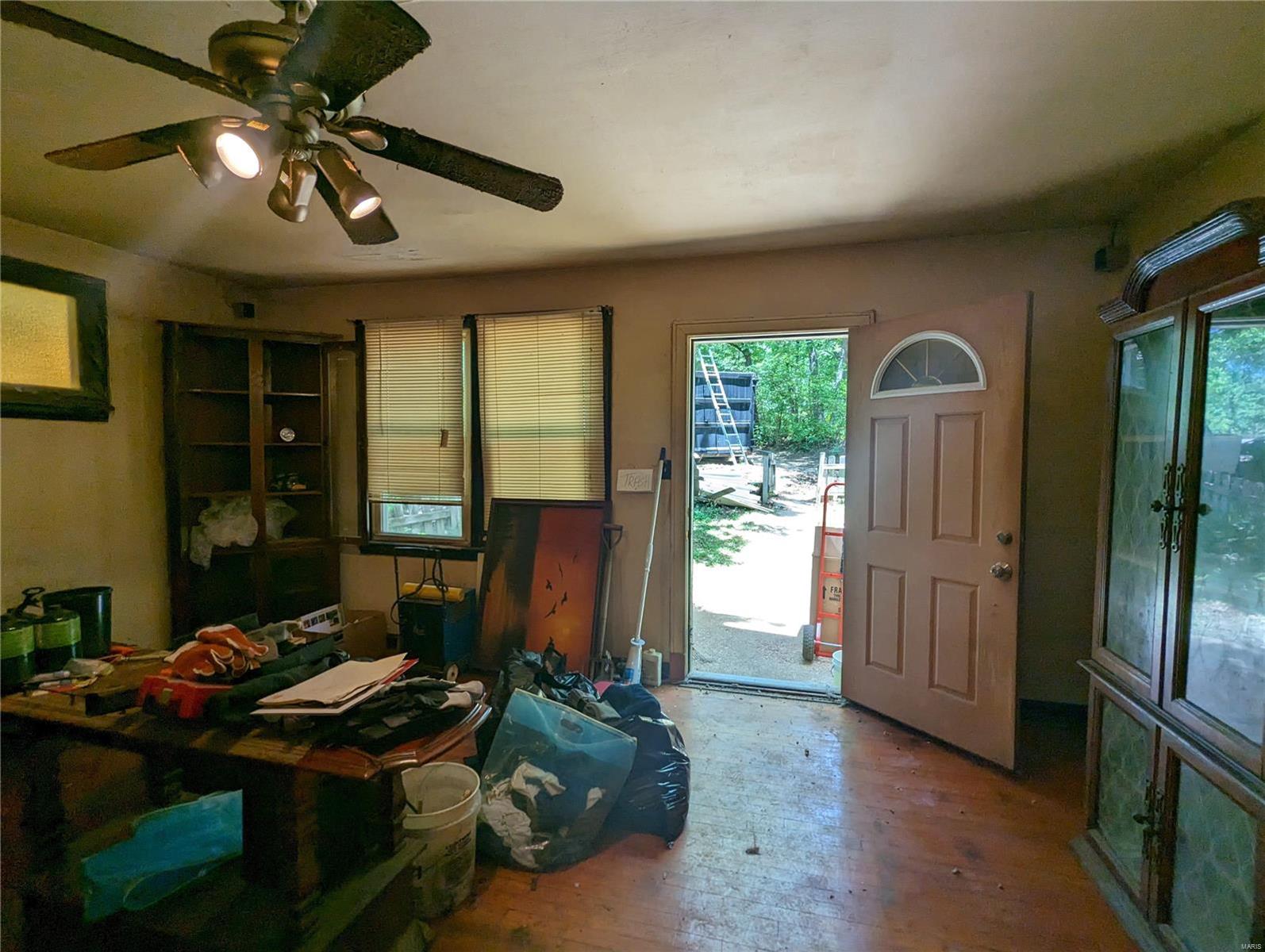 5745 Montebello Road