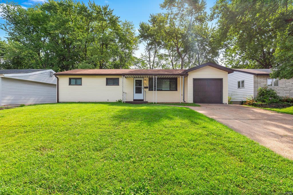 1040 S Waterford Drive