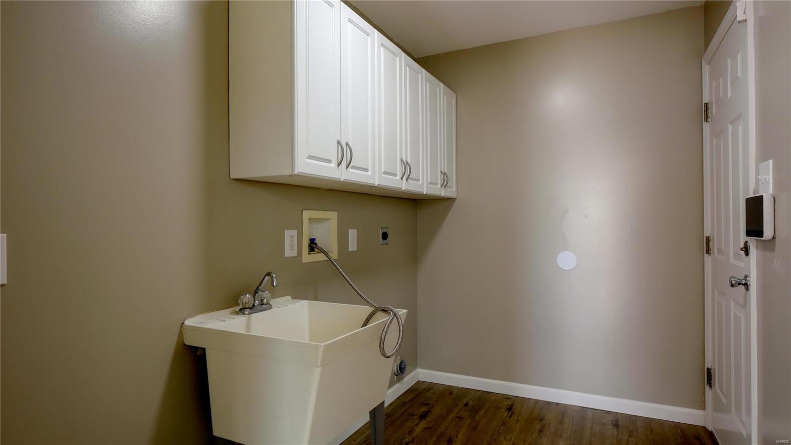 15502 Jost Main Street