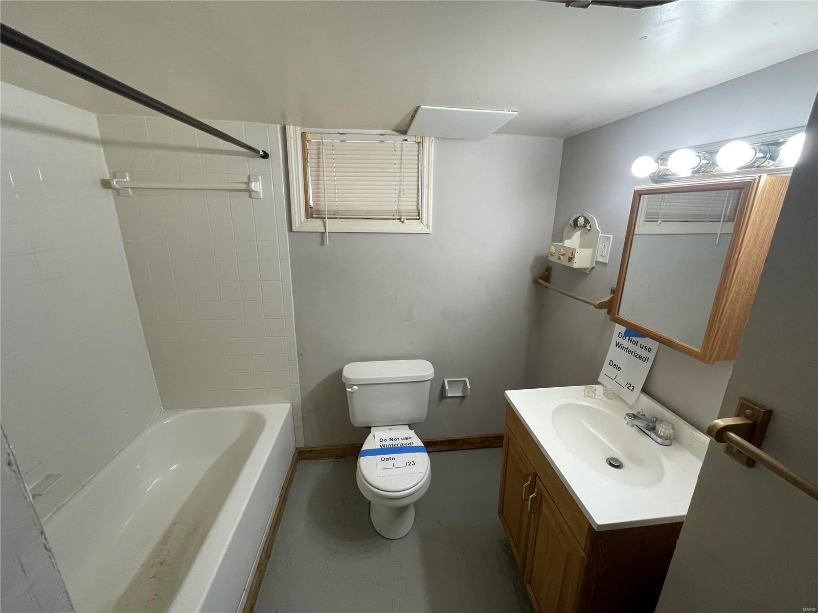 6937 Glenmore Avenue