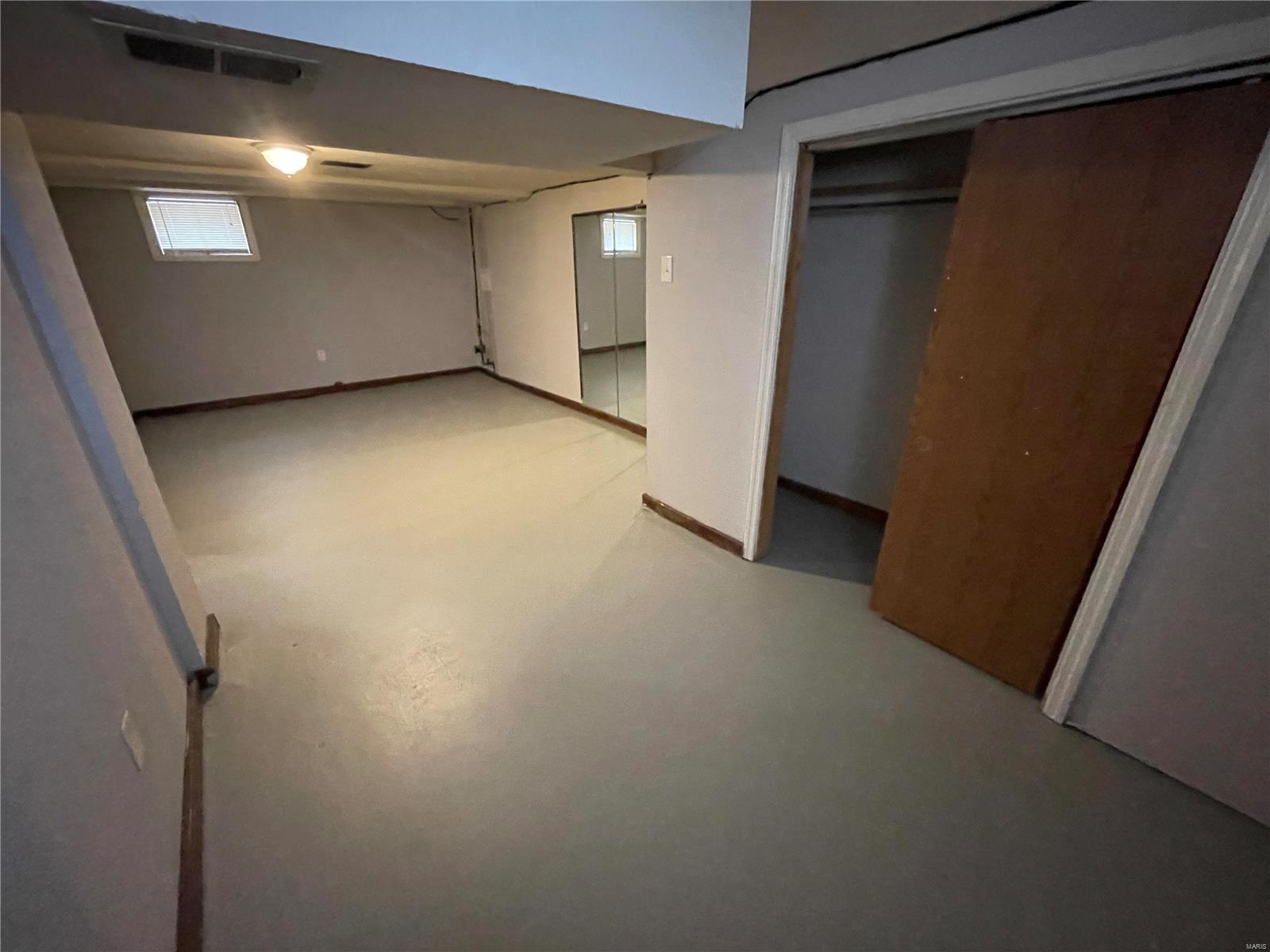 6937 Glenmore Avenue