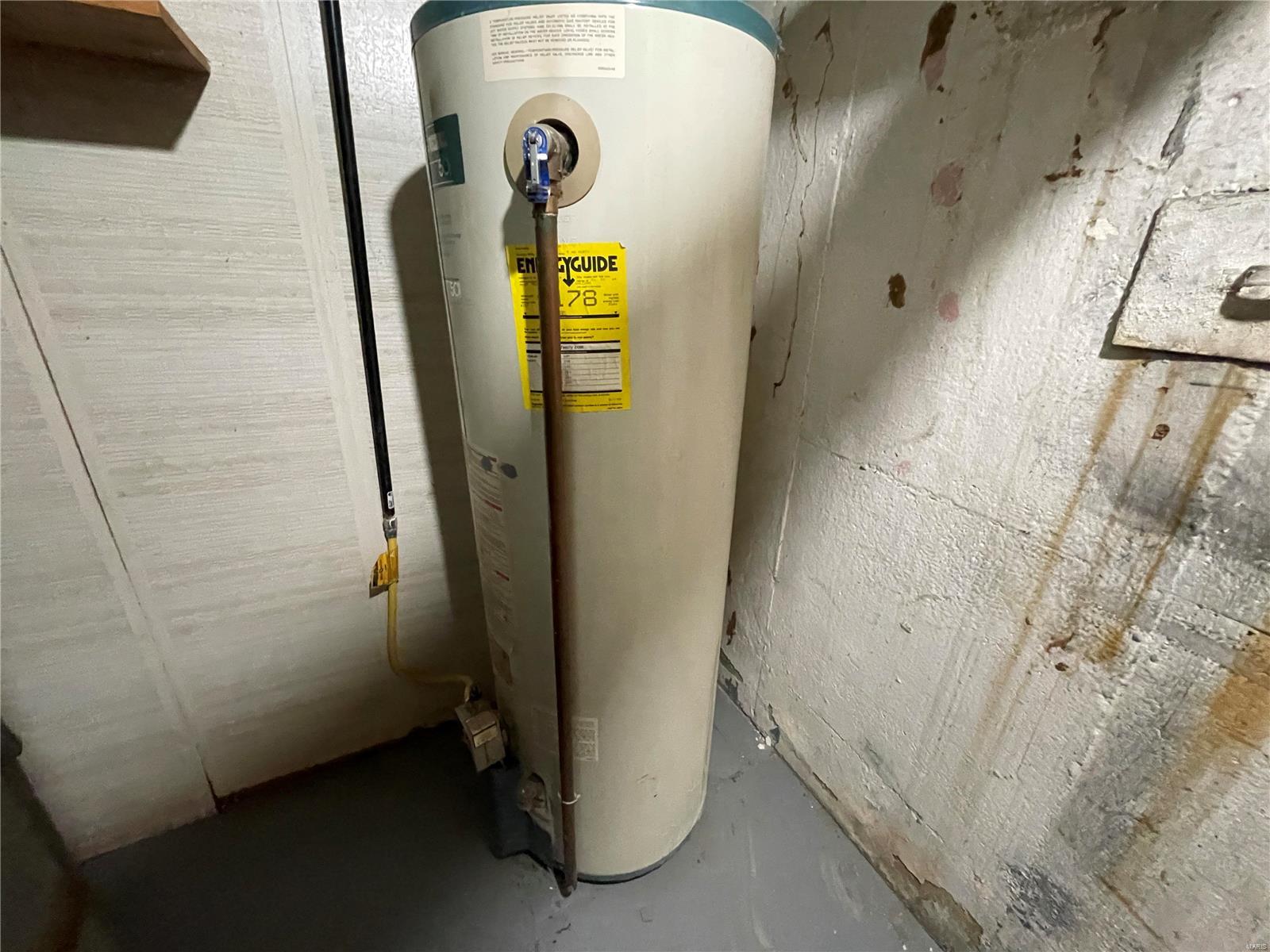 6937 Glenmore Avenue