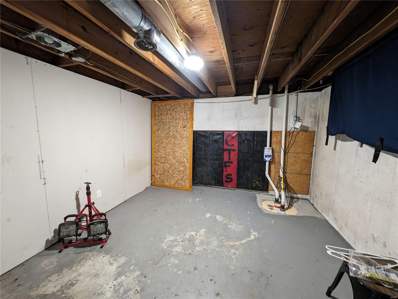 2186 Aristocrat Drive