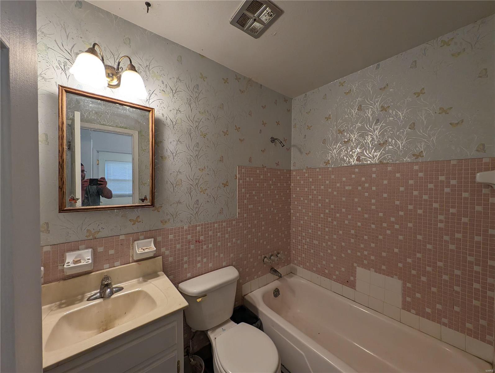 2186 Aristocrat Drive