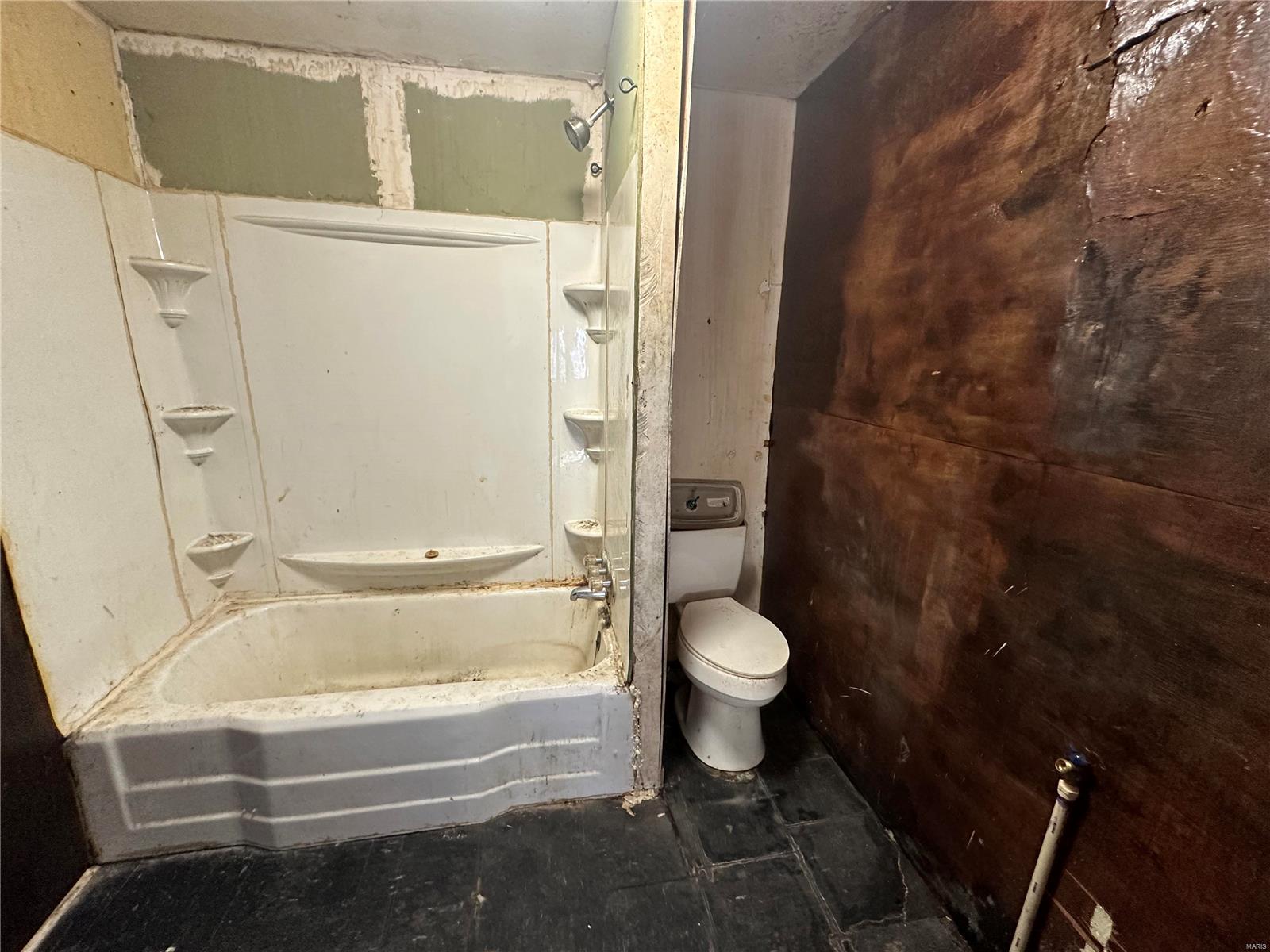 8512 Minnesota Avenue