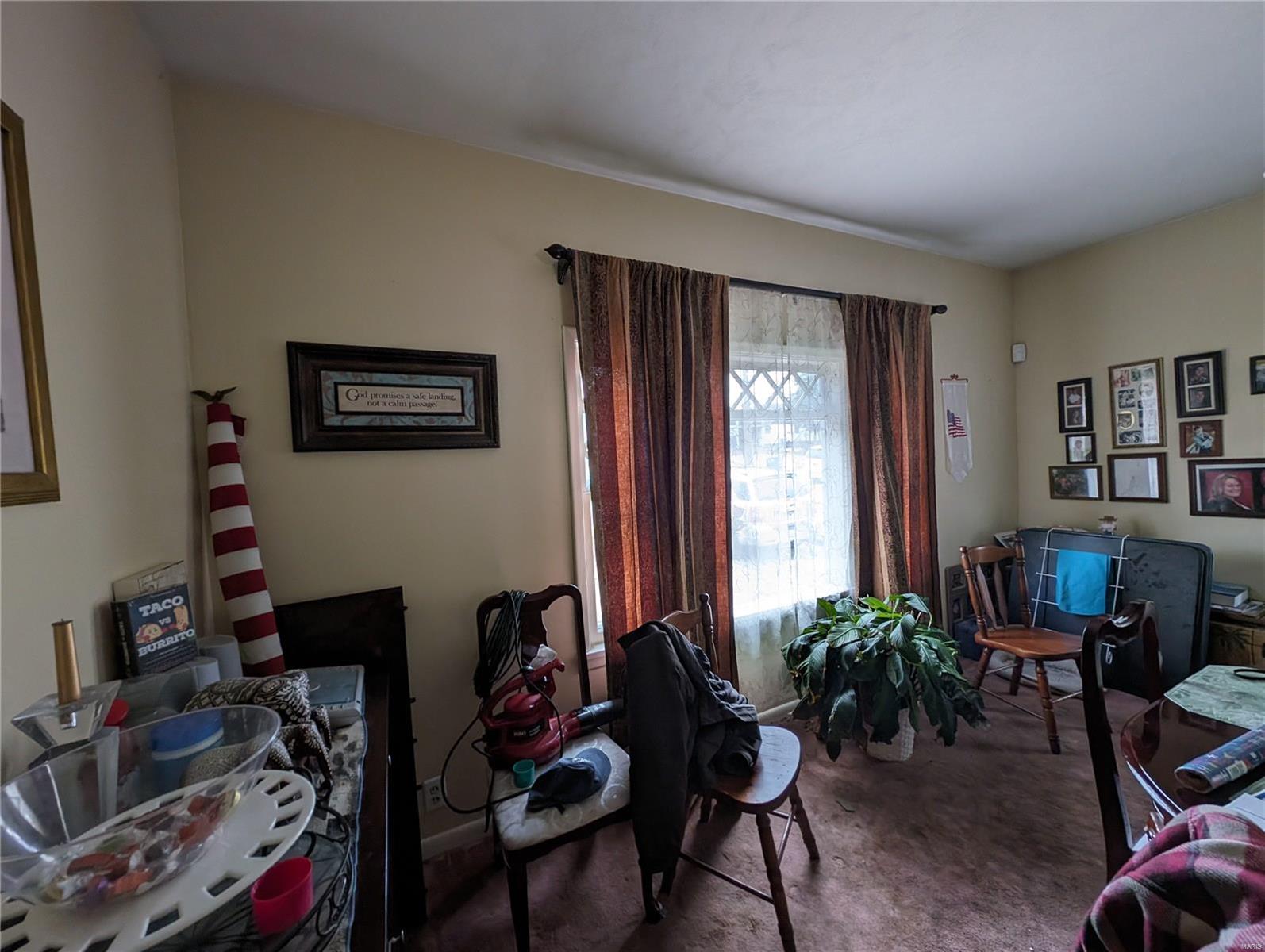 9009 Sherland Avenue