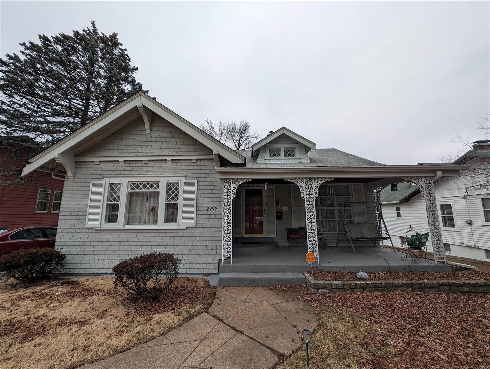 9009 Sherland Avenue