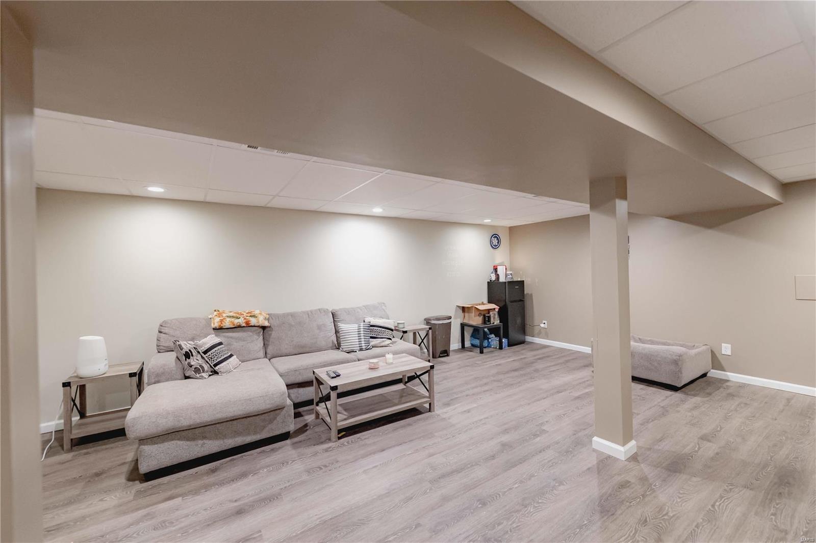 524 Briar Meadows Court