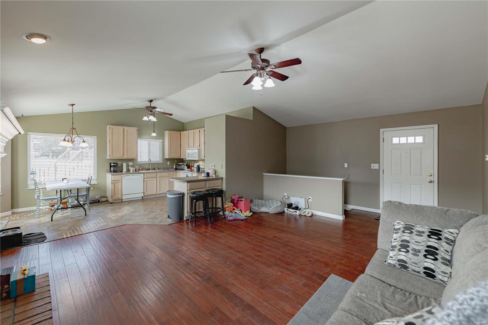 524 Briar Meadows Court