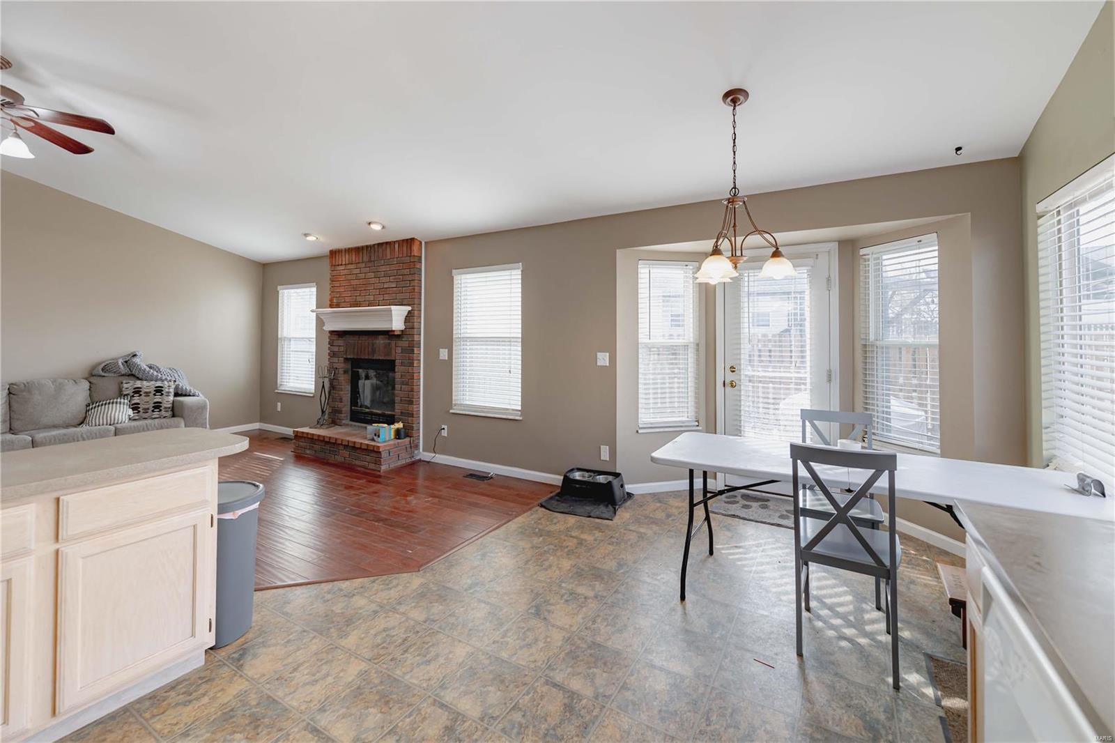 524 Briar Meadows Court