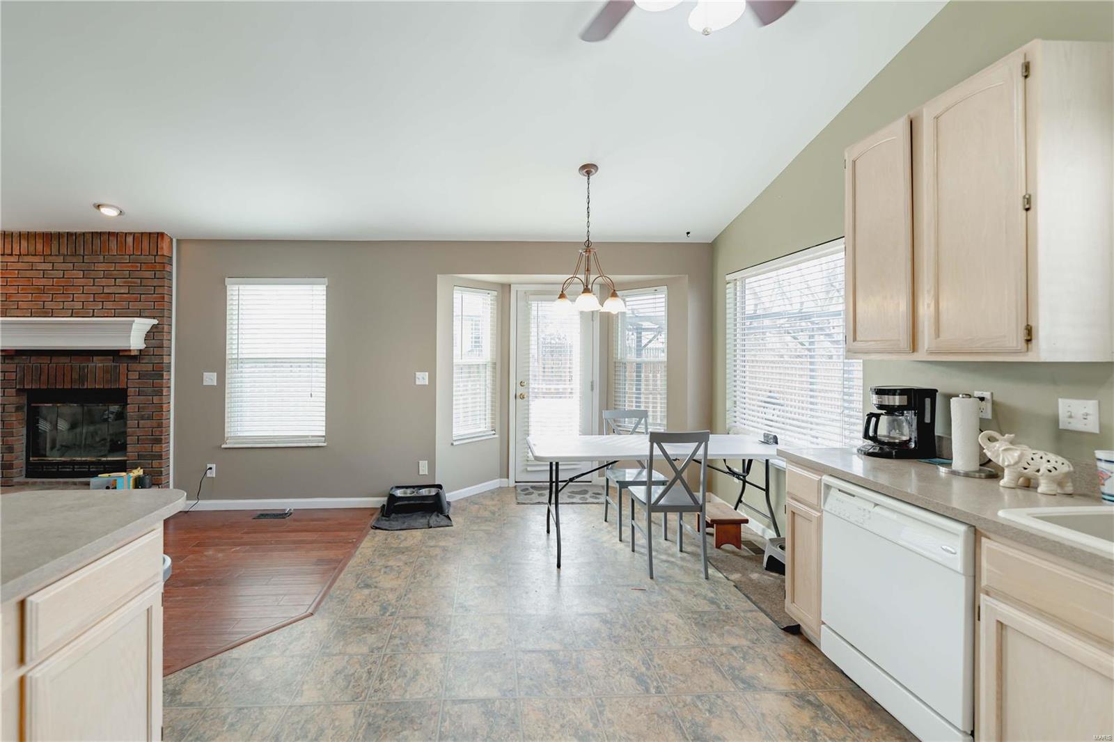 524 Briar Meadows Court