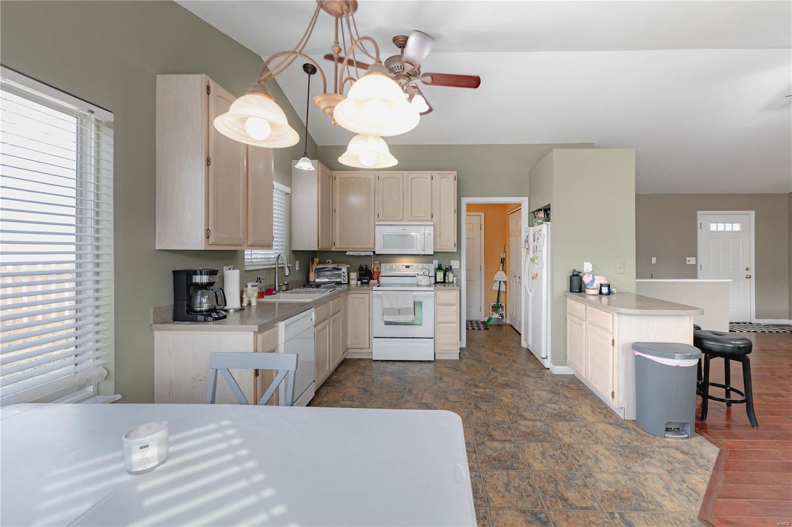 524 Briar Meadows Court