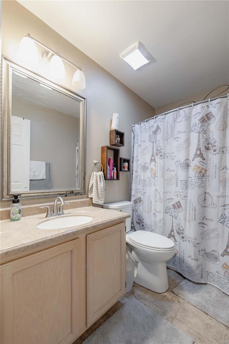 524 Briar Meadows Court