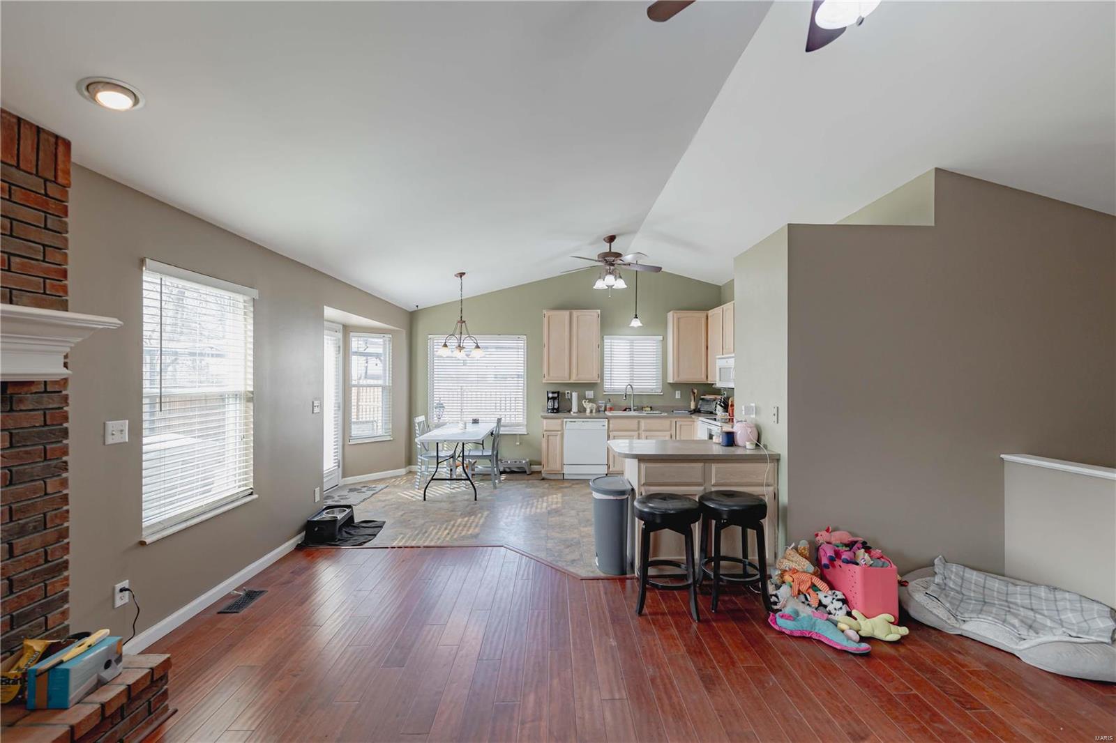 524 Briar Meadows Court