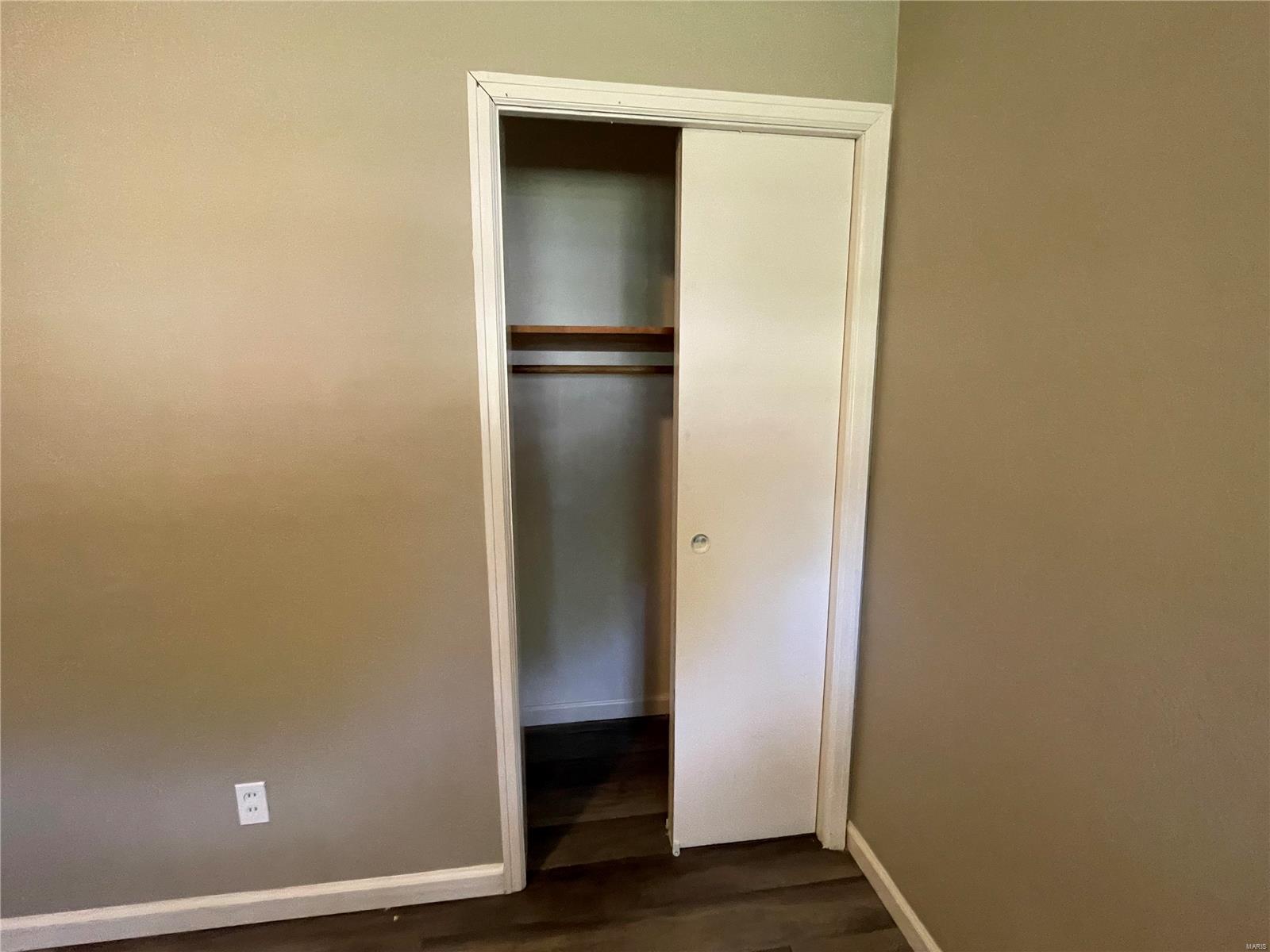 3592 Valleywood Drive