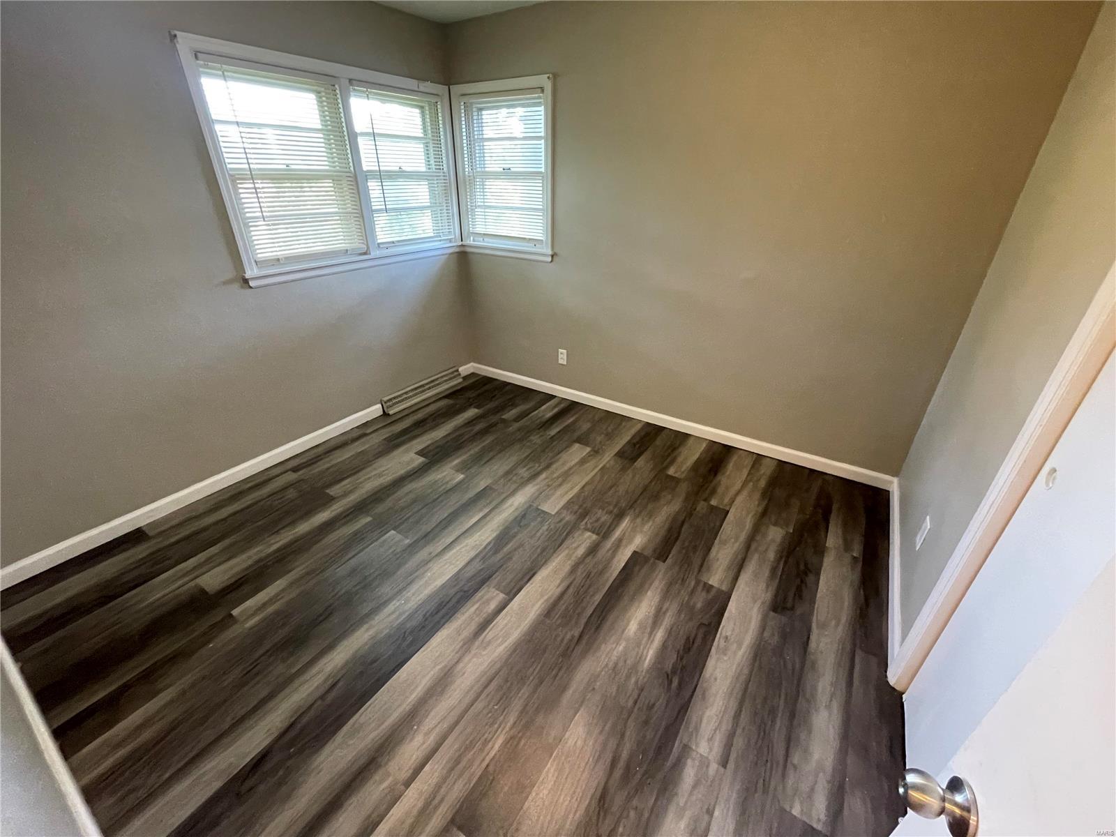 3592 Valleywood Drive