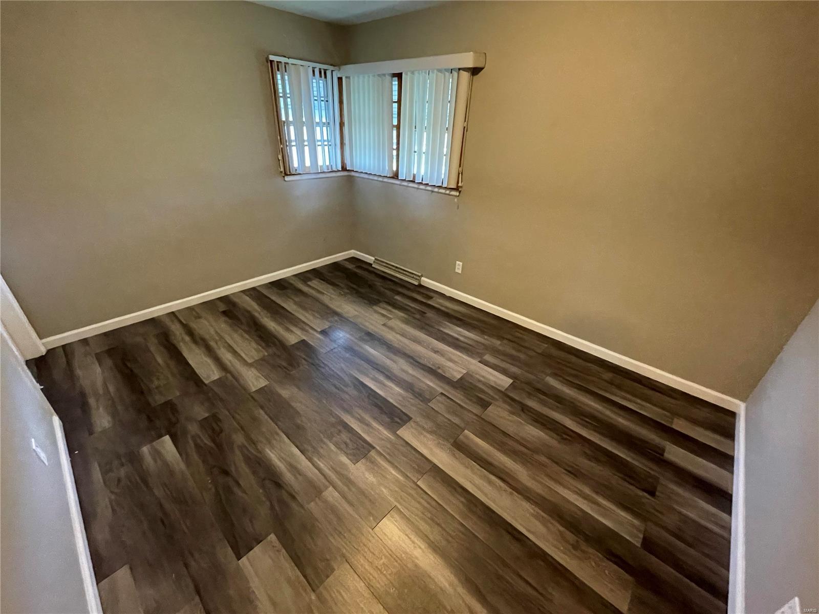 3592 Valleywood Drive