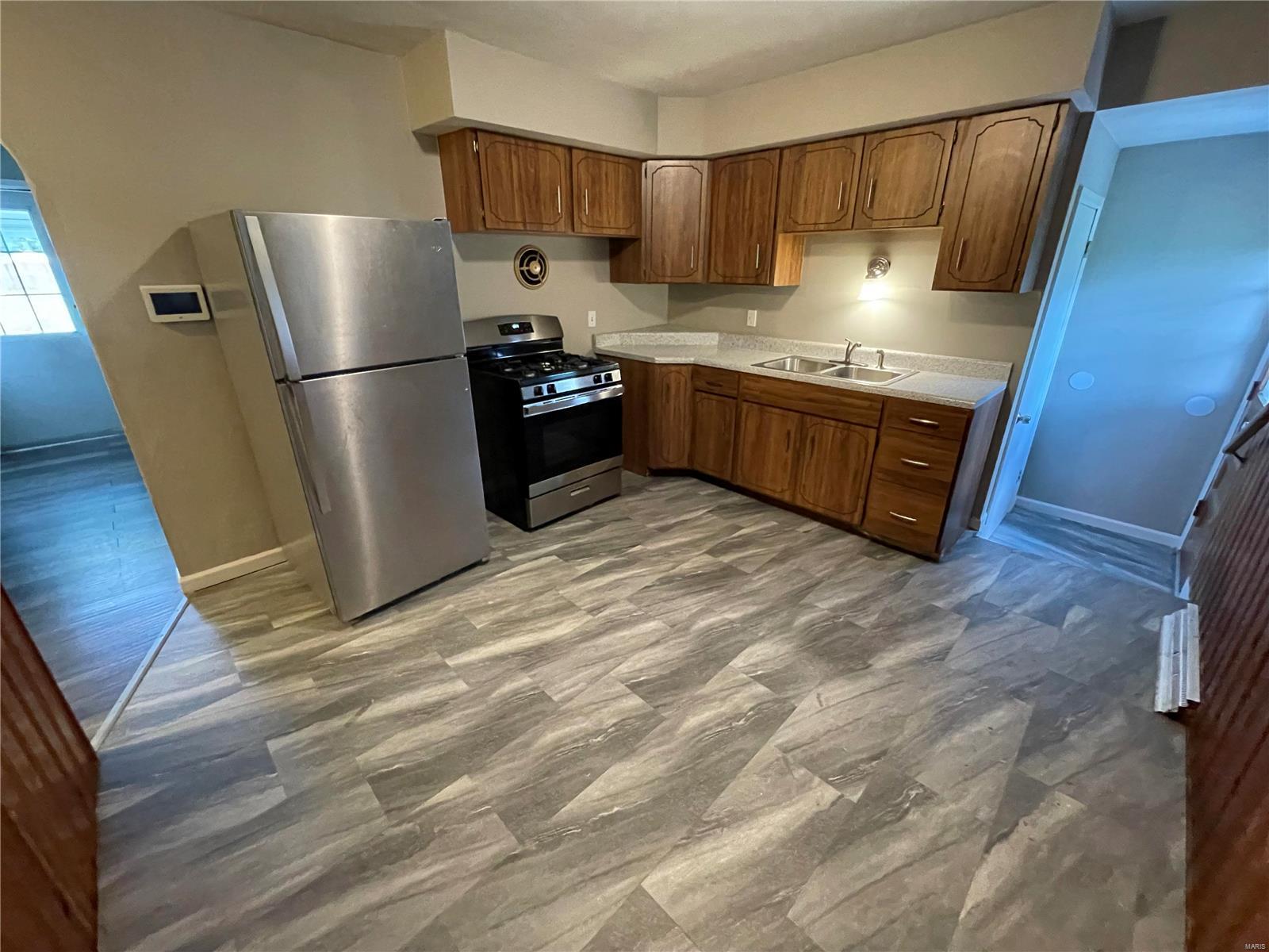 3592 Valleywood Drive