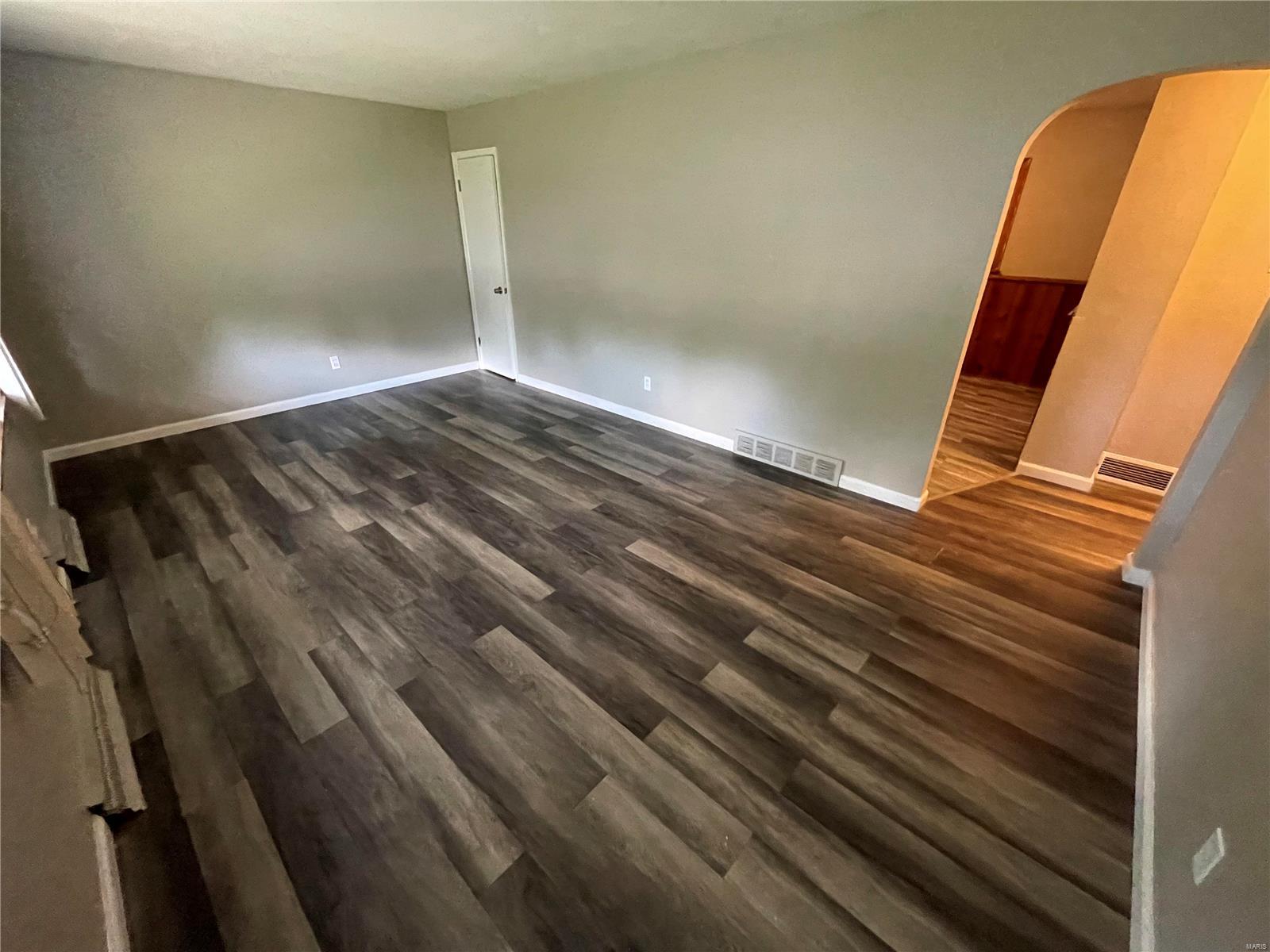 3592 Valleywood Drive