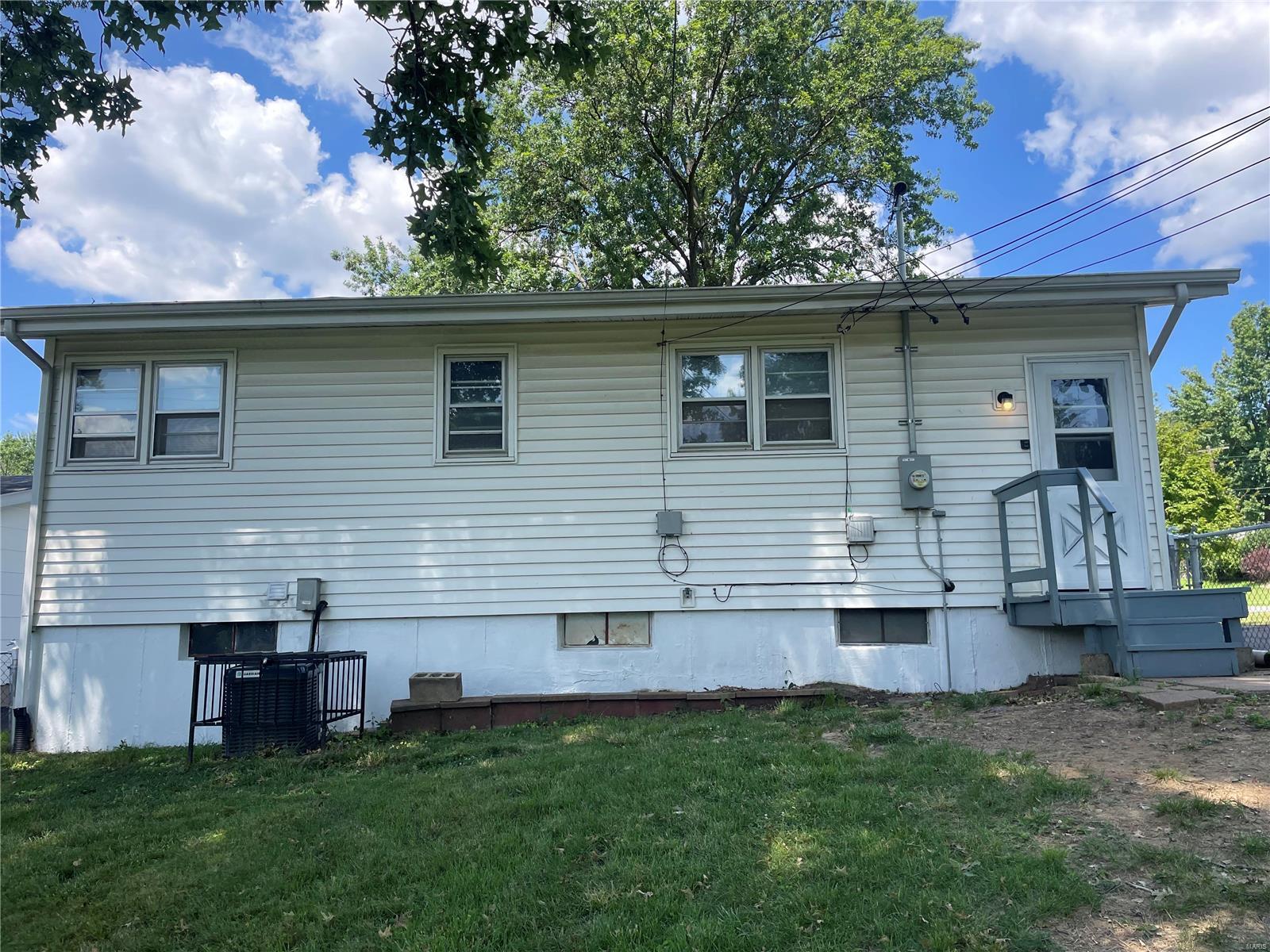 3592 Valleywood Drive