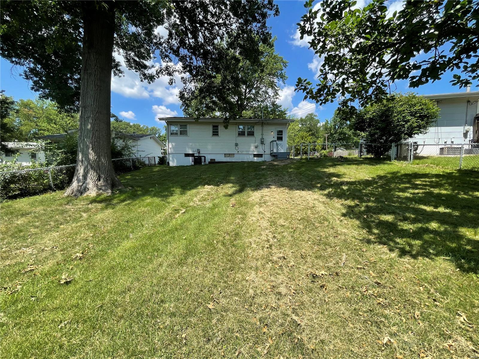 3592 Valleywood Drive