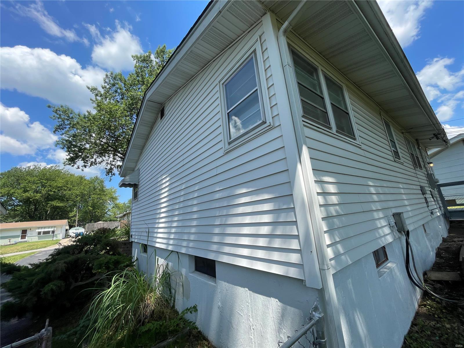 3592 Valleywood Drive