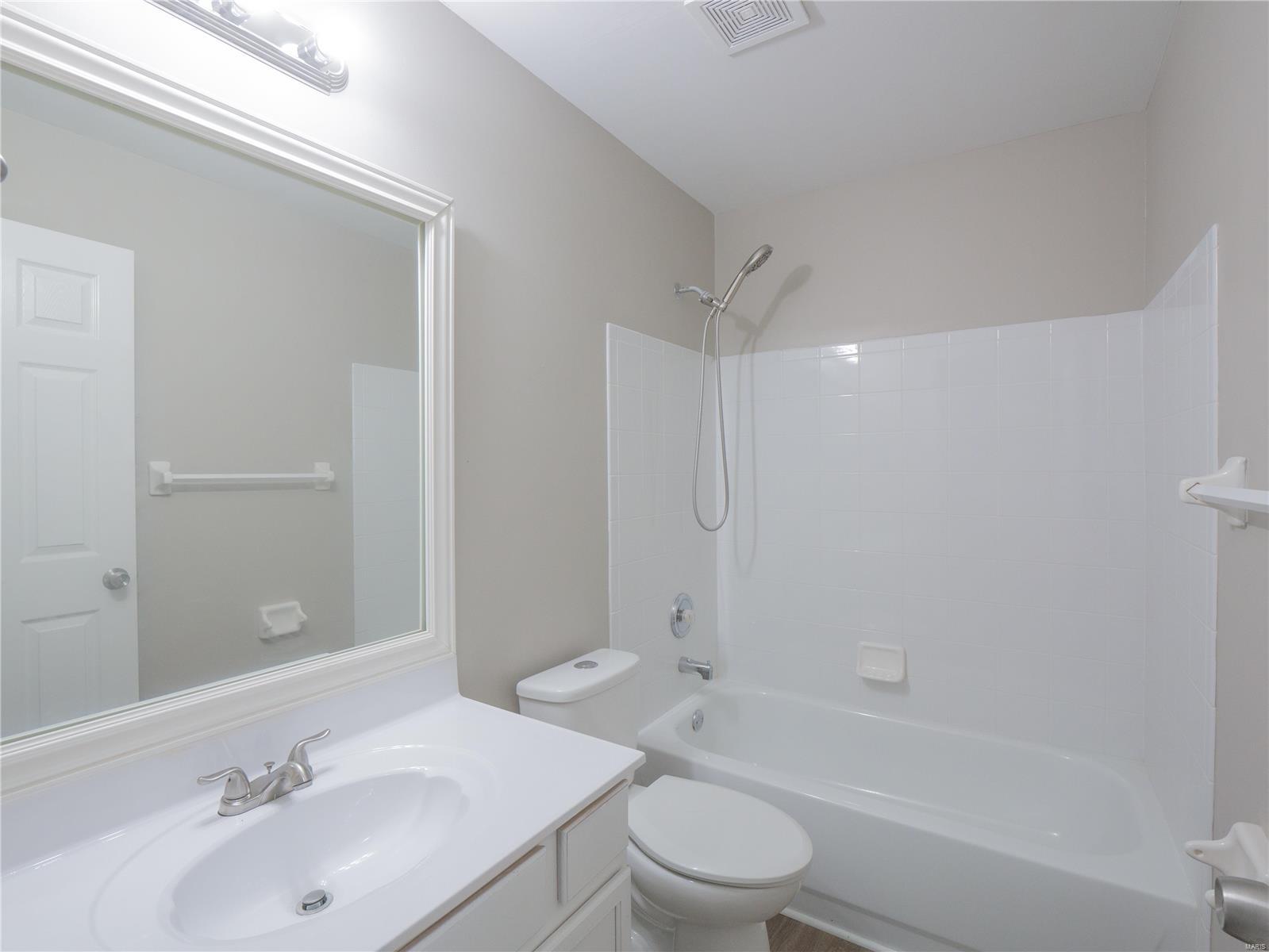 16802 Hickory Crest Drive