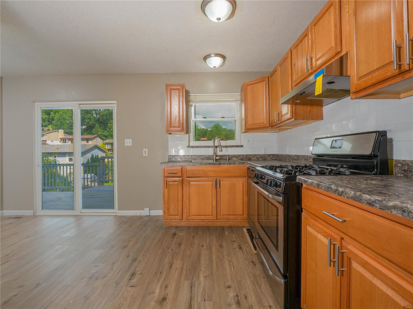 861 Country Glen Drive