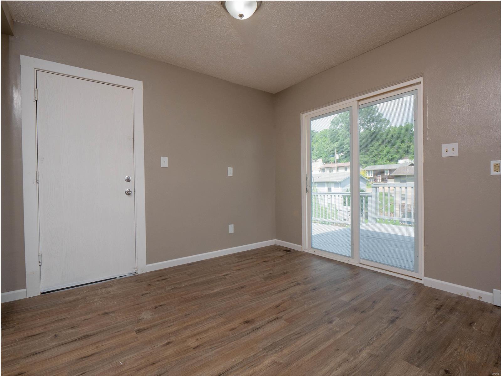 861 Country Glen Drive