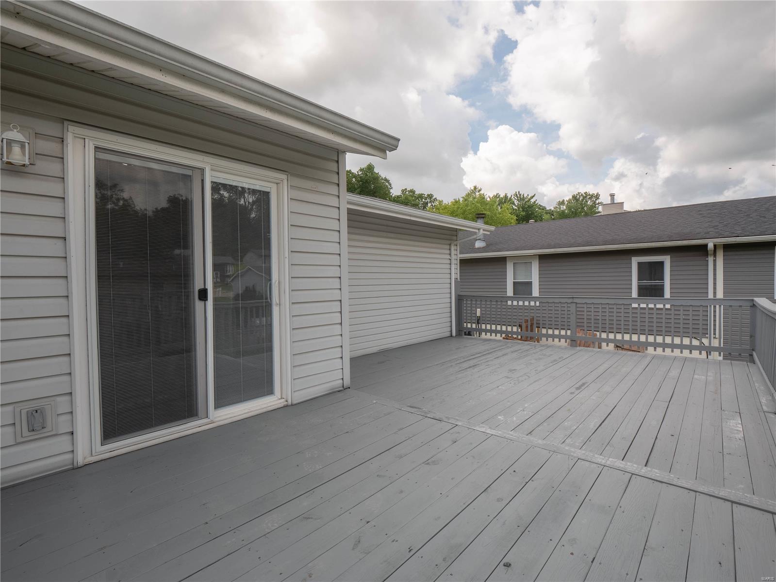 861 Country Glen Drive