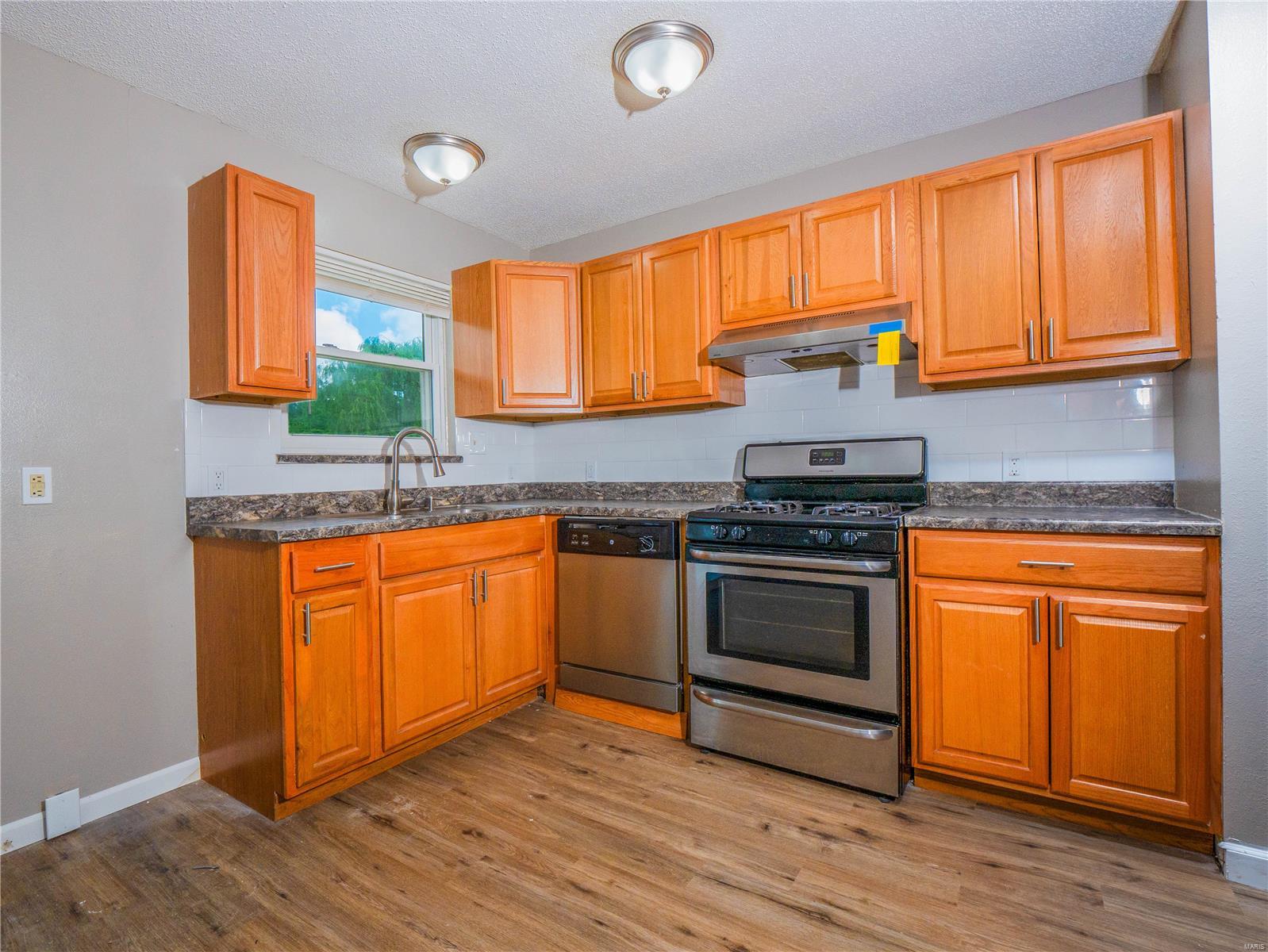 861 Country Glen Drive