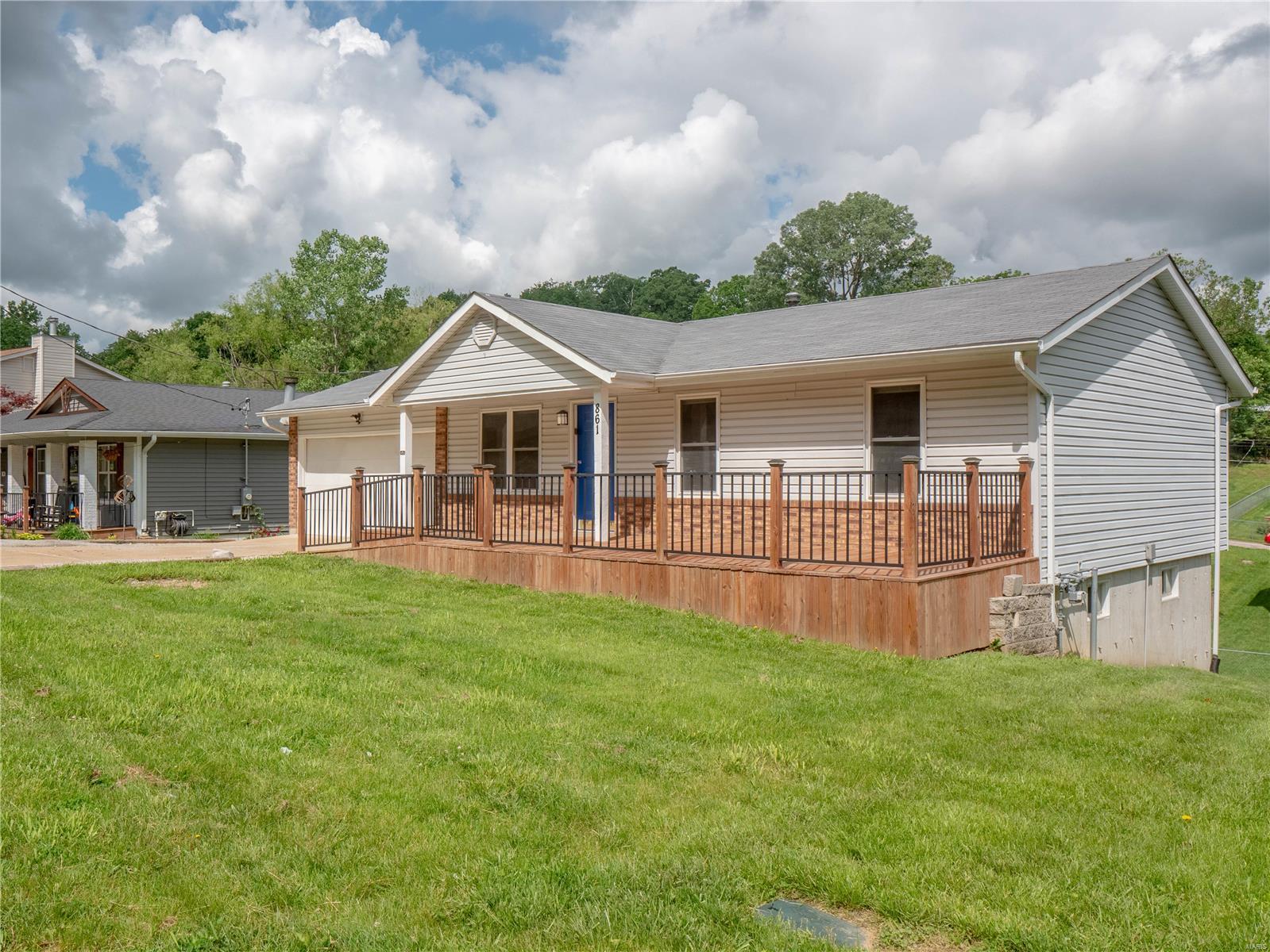 861 Country Glen Drive