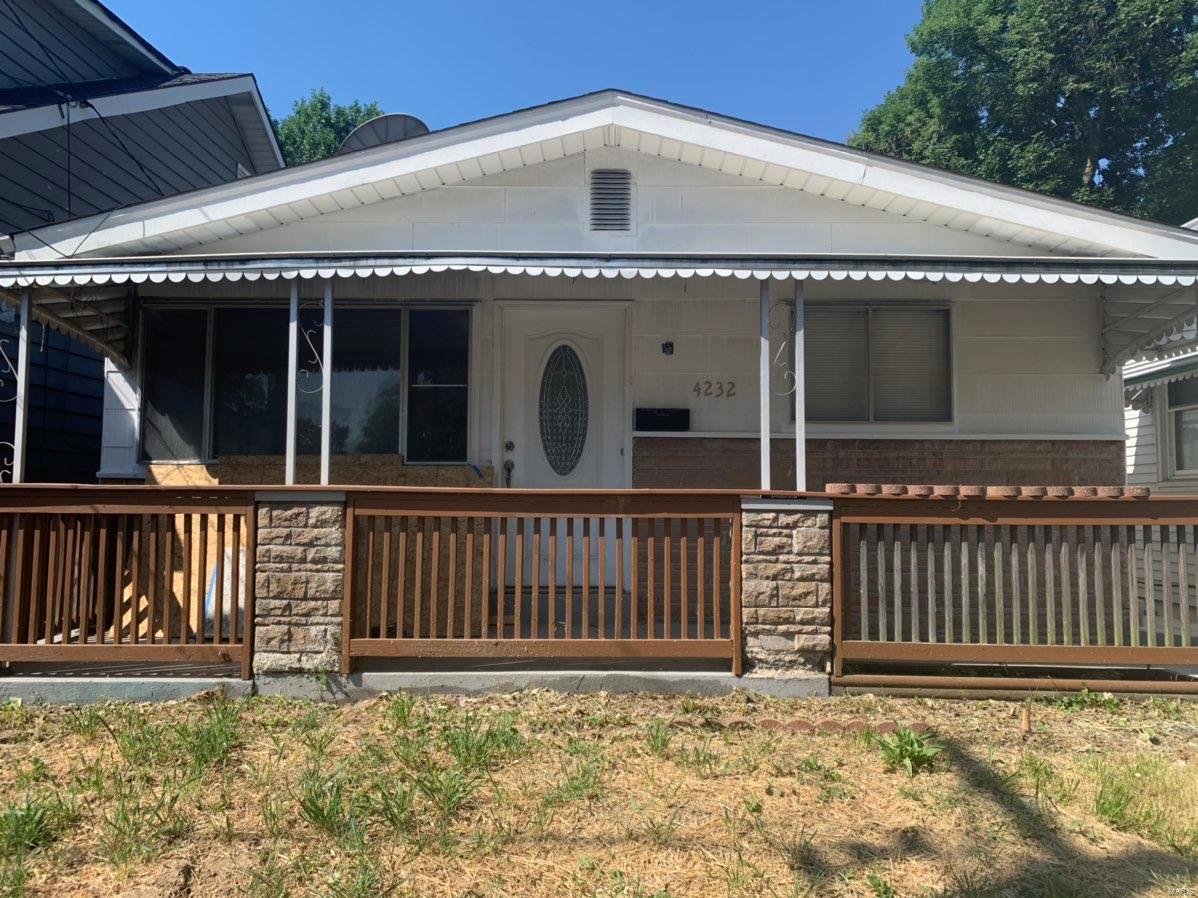 4232 Schiller Place