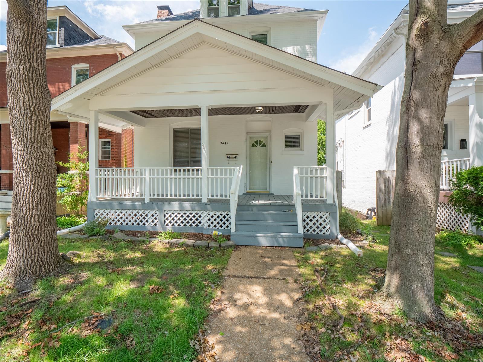 7441 Maple Avenue