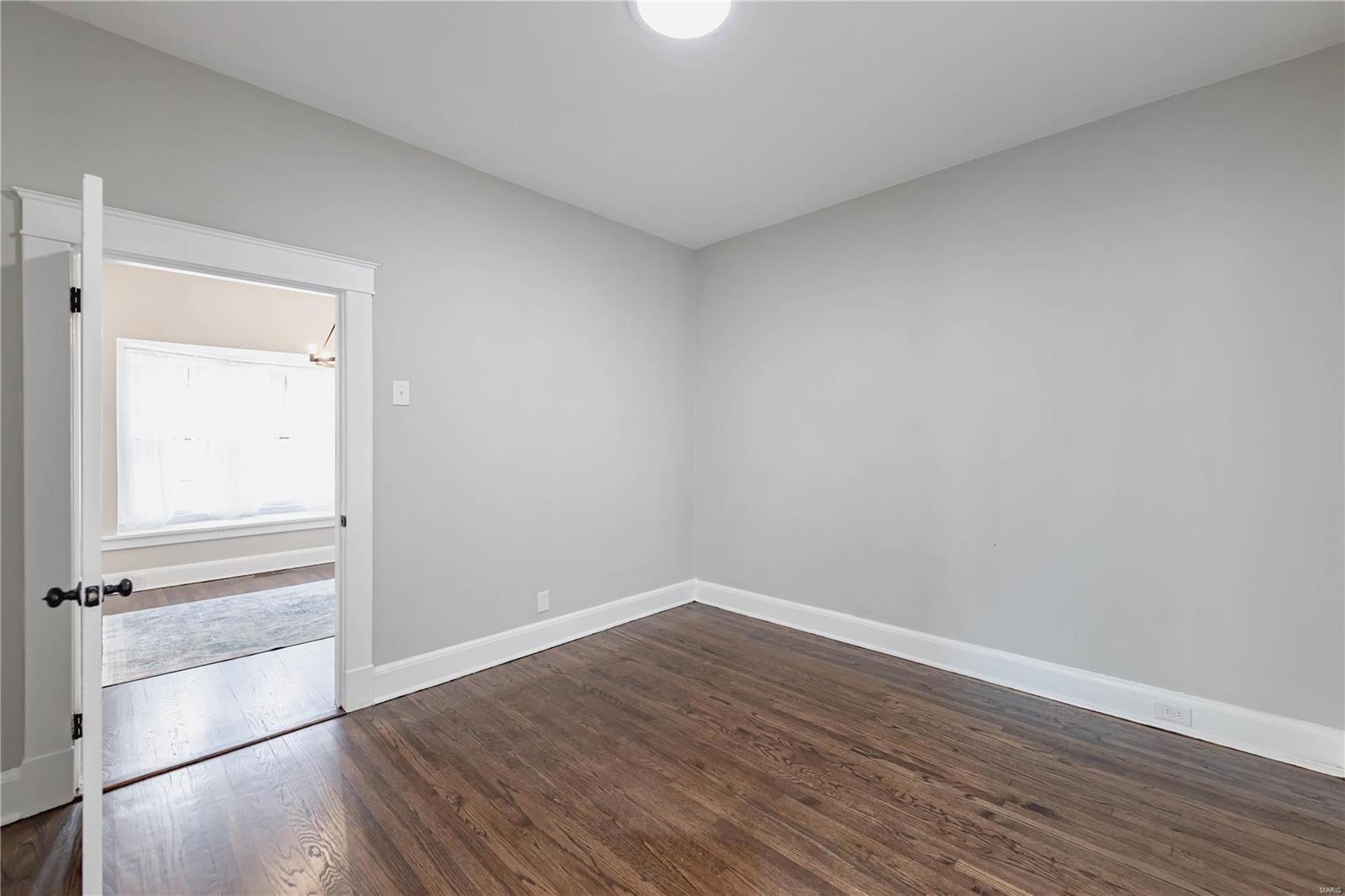 6021 S Kingshighway Boulevard