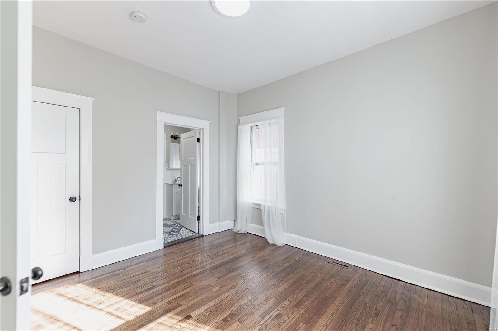 6021 S Kingshighway Boulevard