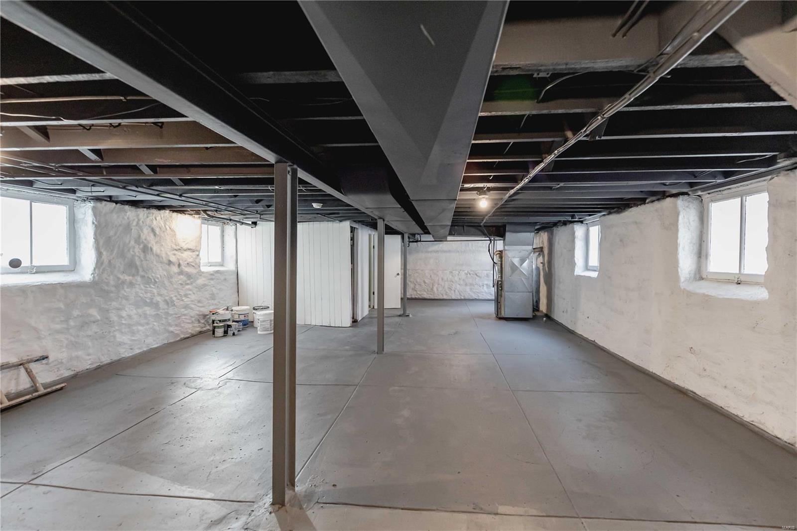 6021 S Kingshighway Boulevard