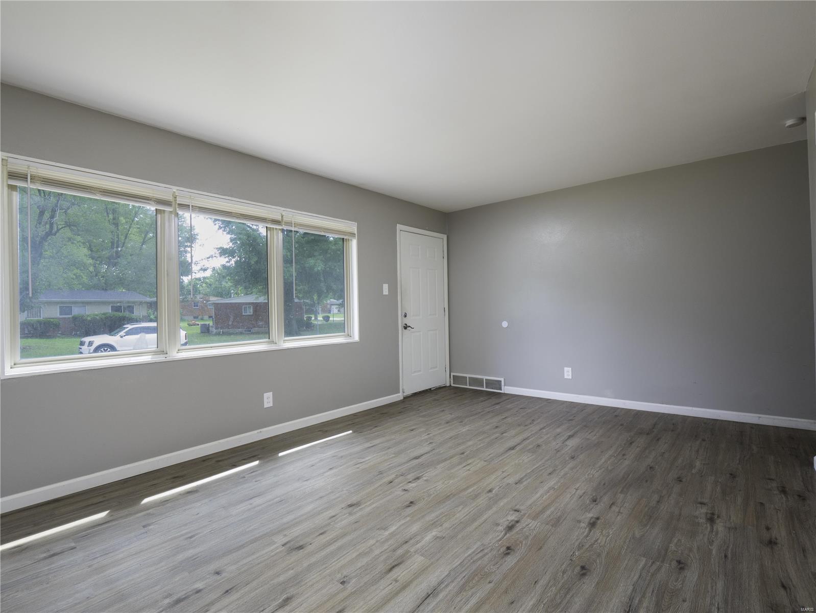 9715 Glen Owen Drive