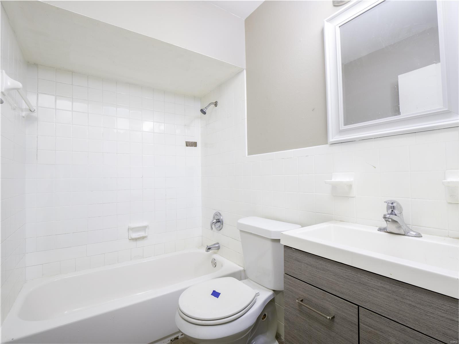 9715 Glen Owen Drive