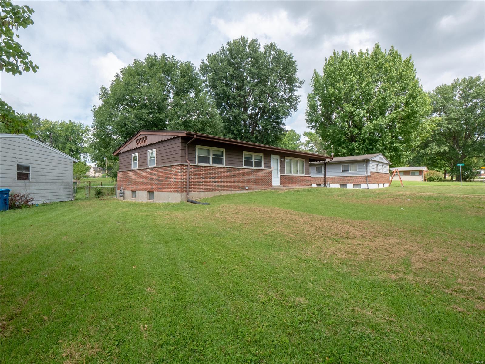 9715 Glen Owen Drive