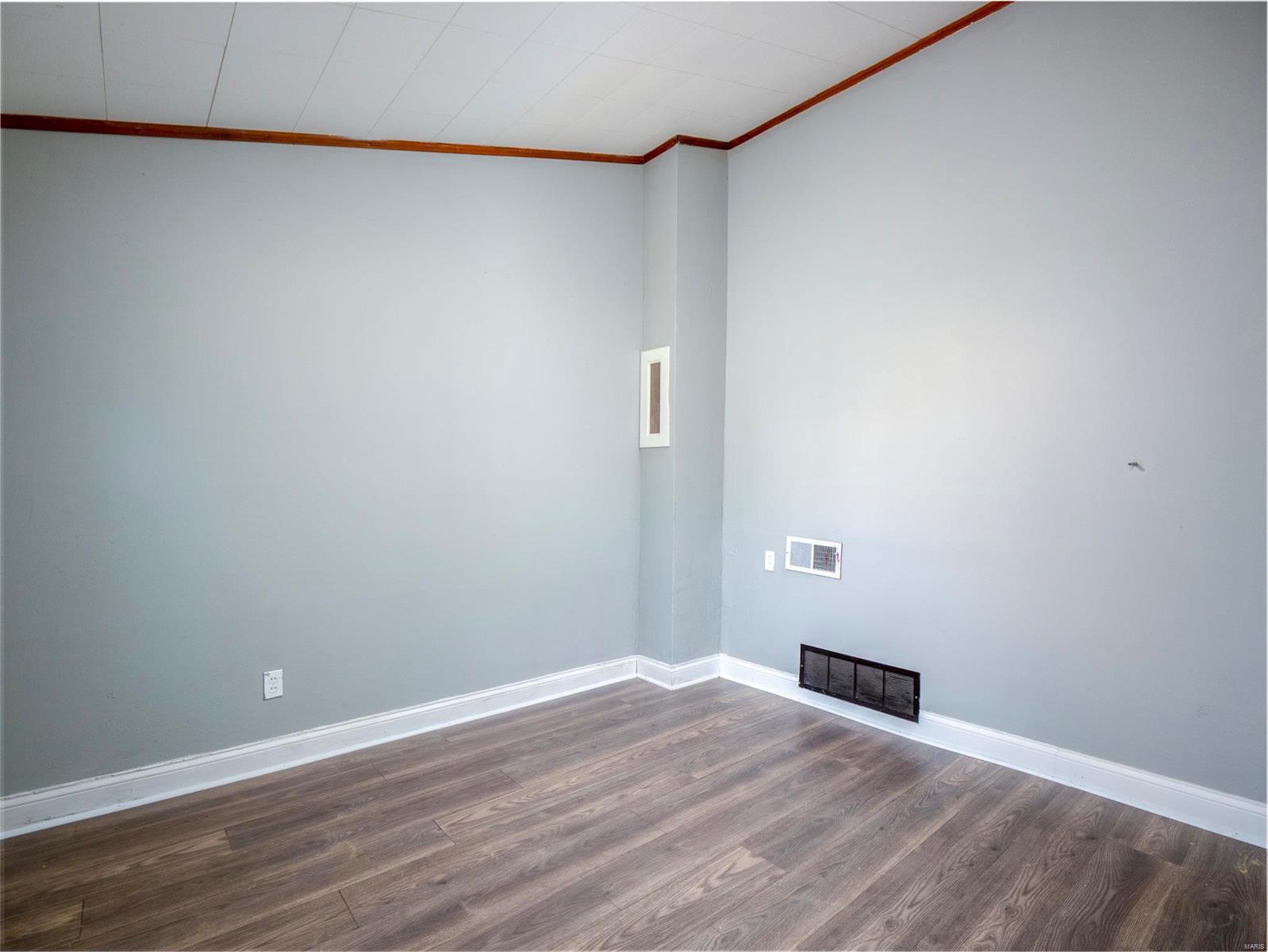 10753 Saint Xavier Lane