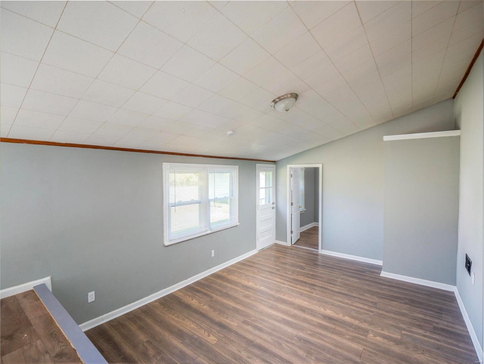 10753 Saint Xavier Lane