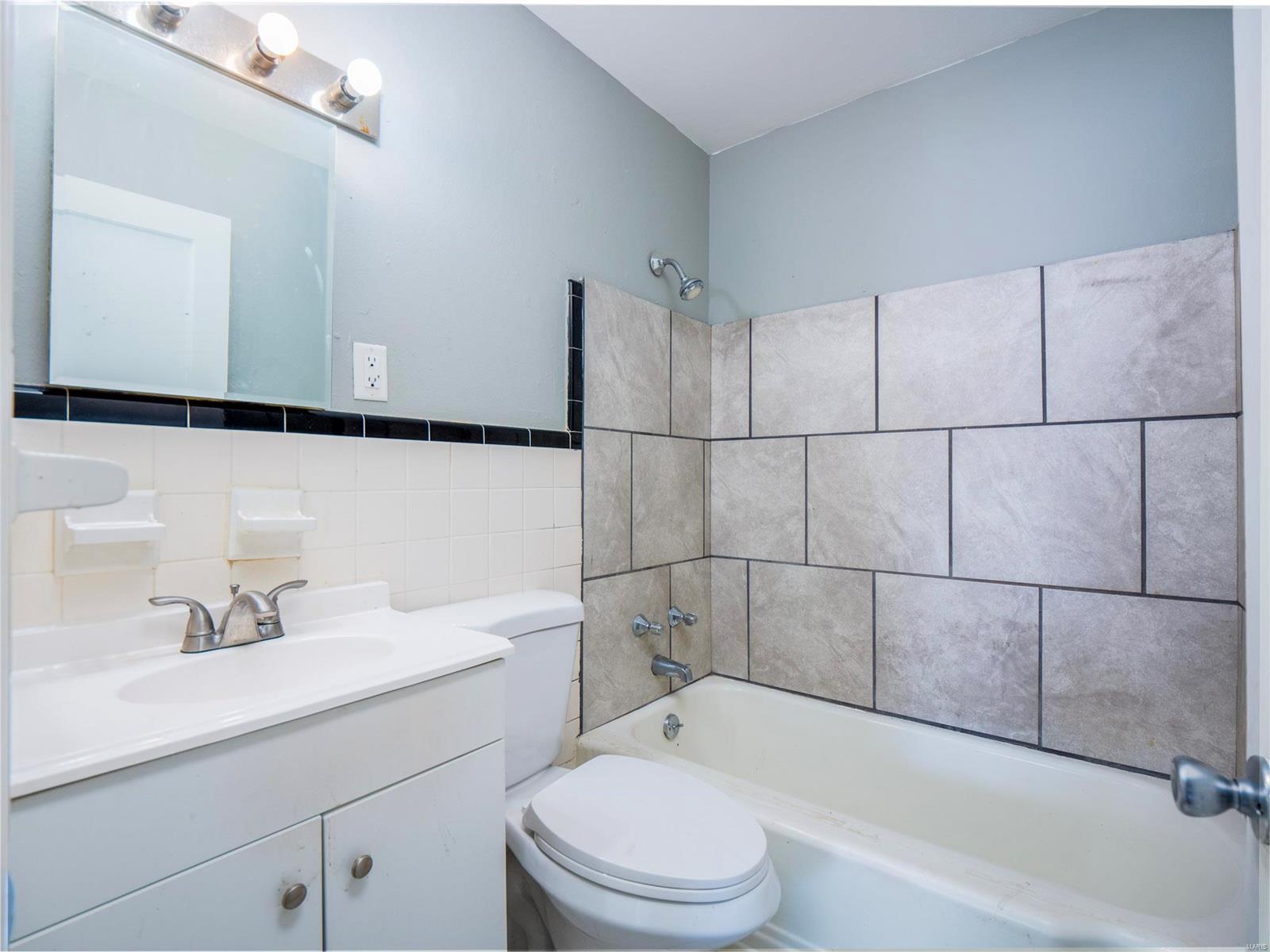 10753 Saint Xavier Lane