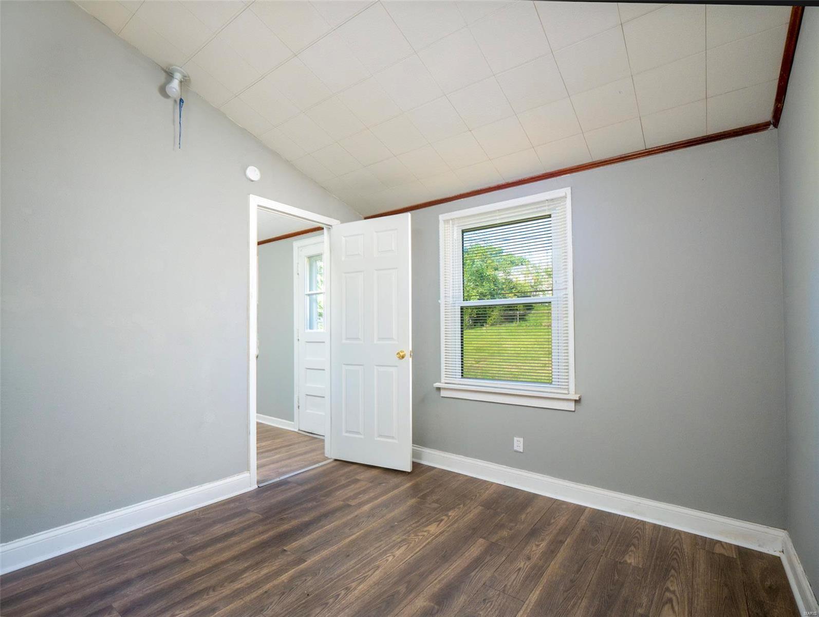 10753 Saint Xavier Lane