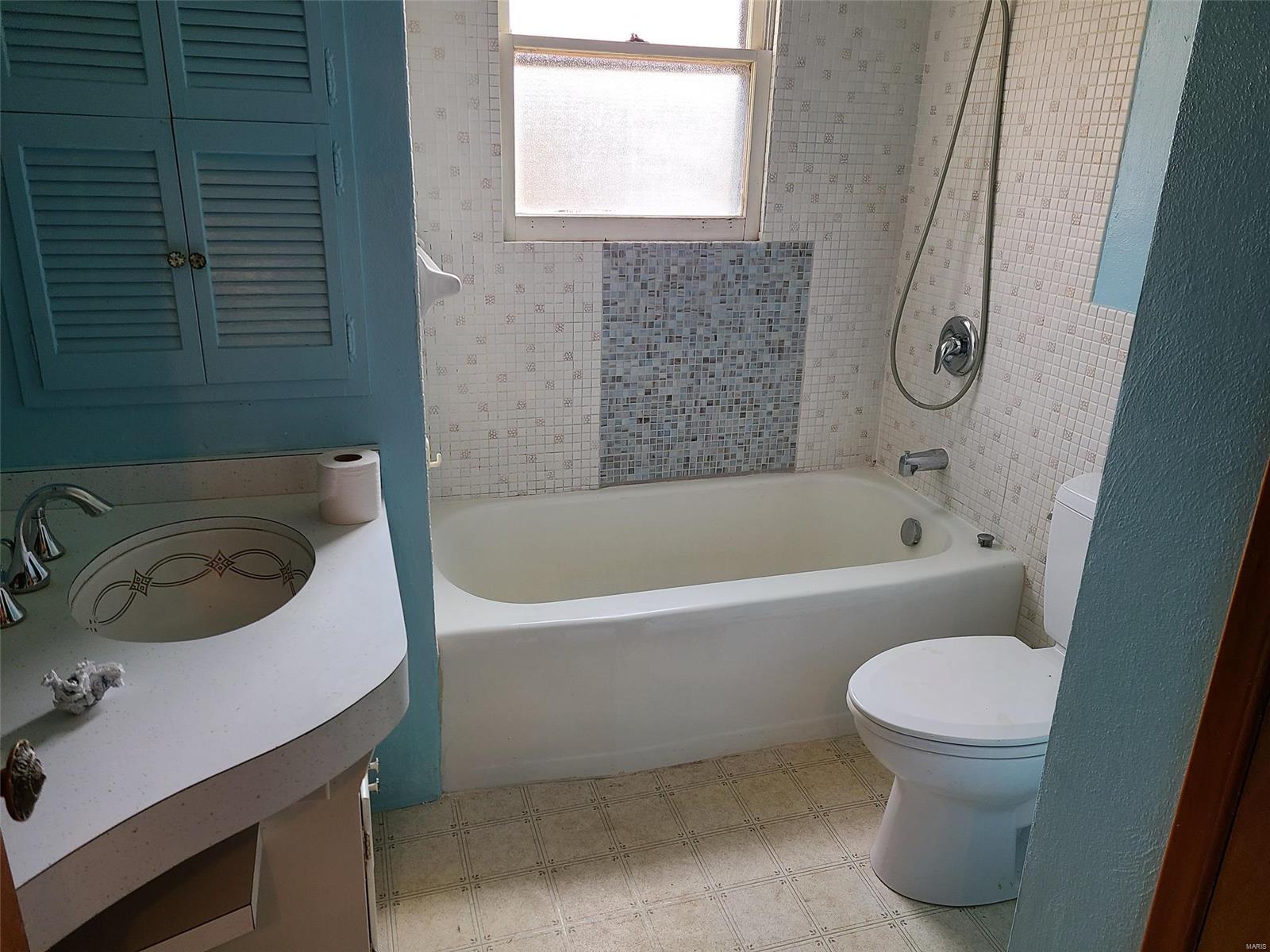 13024 Lakeridge Drive