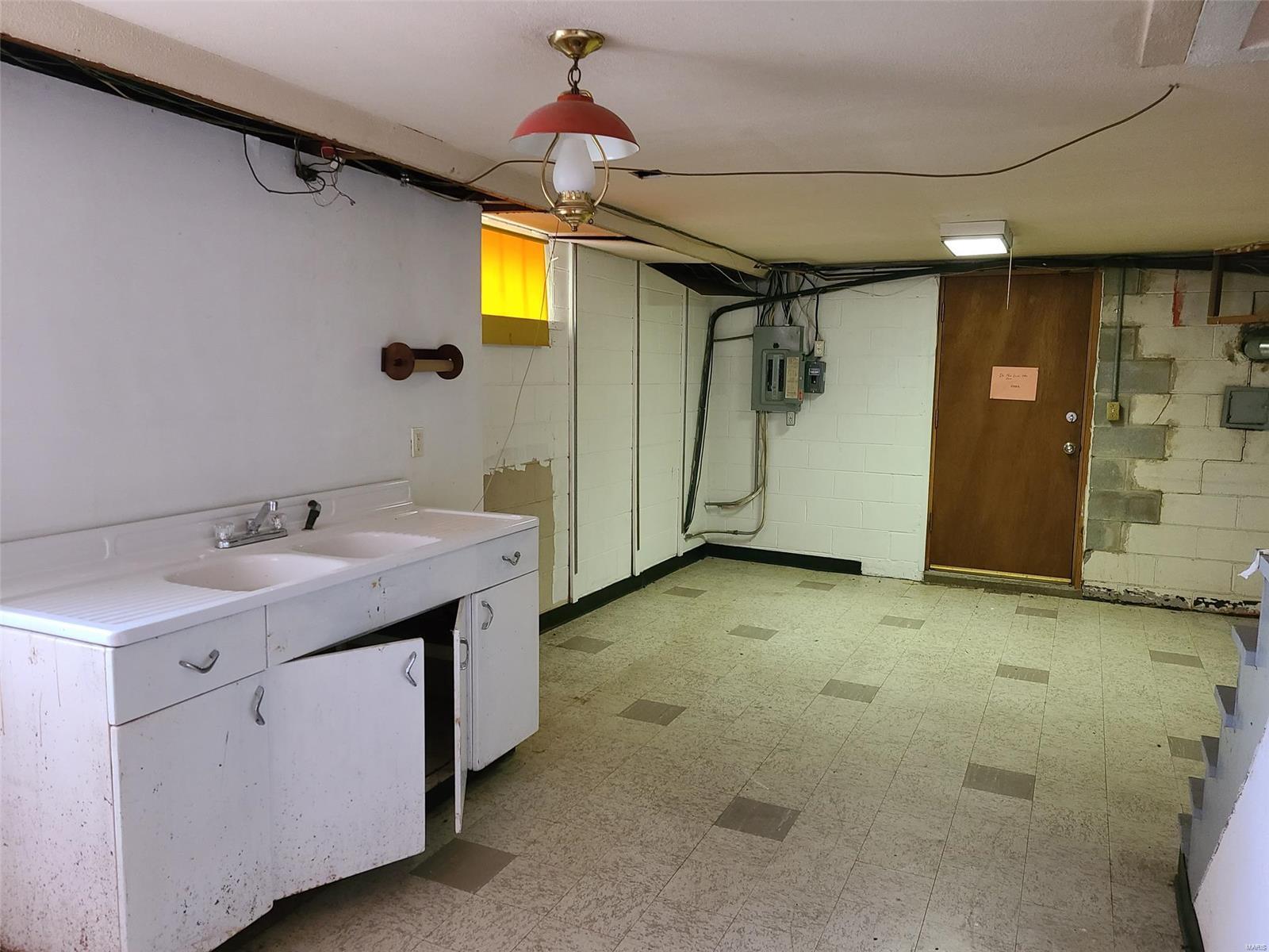 13024 Lakeridge Drive