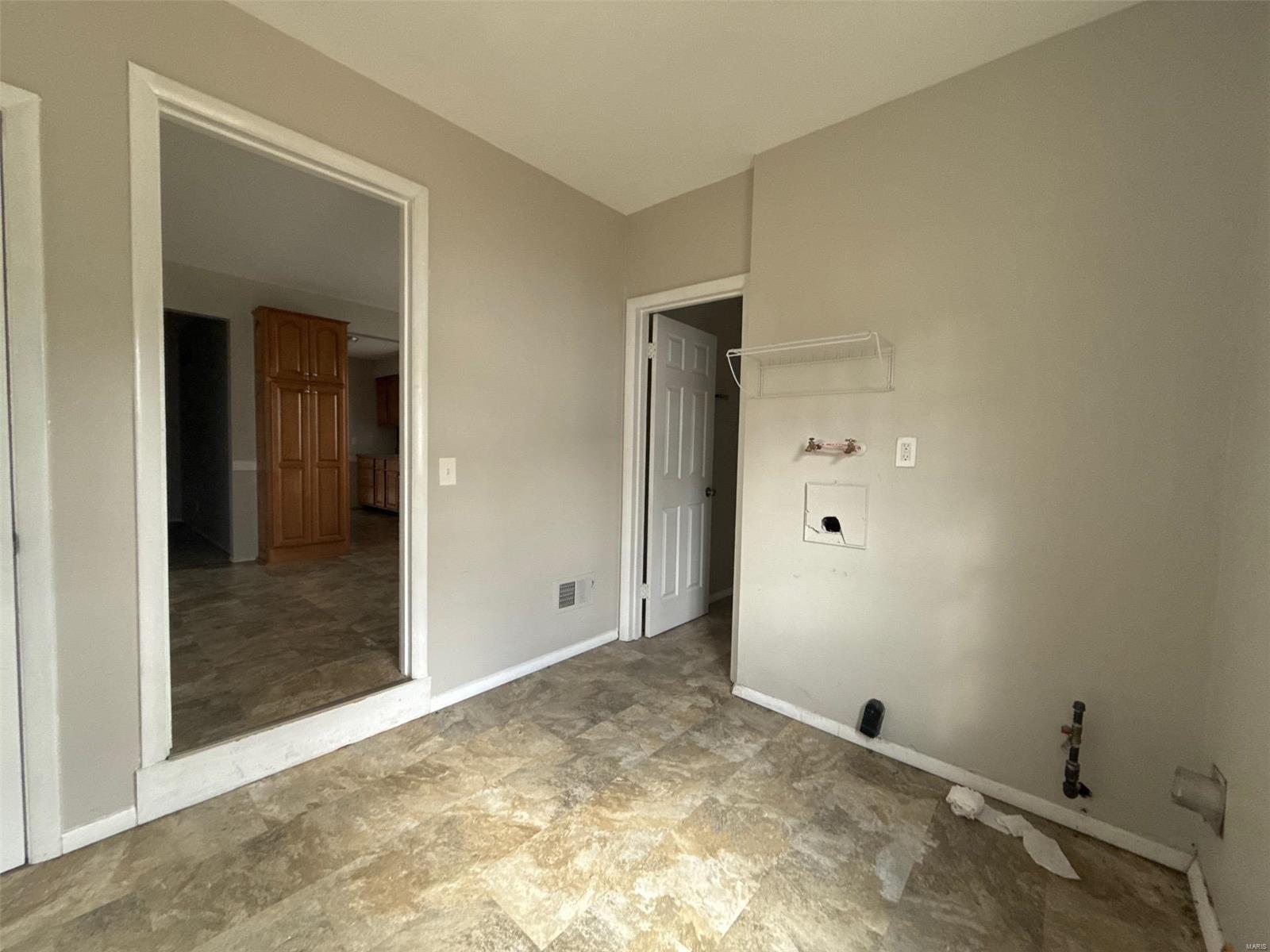 2873 Firelight Drive